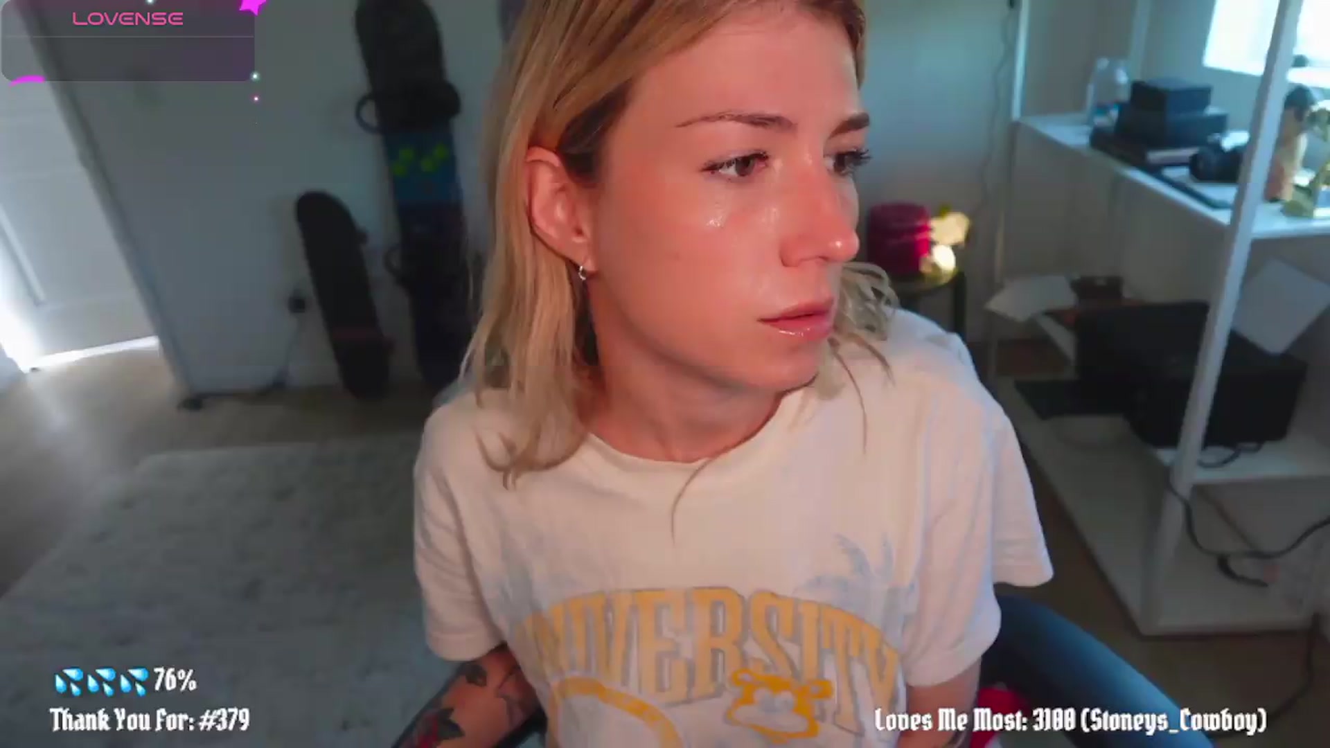 Gallery image thumbnail from stoney_fox's myfreecams stream on, 06/08/2026, 19:24 image 8 of 20