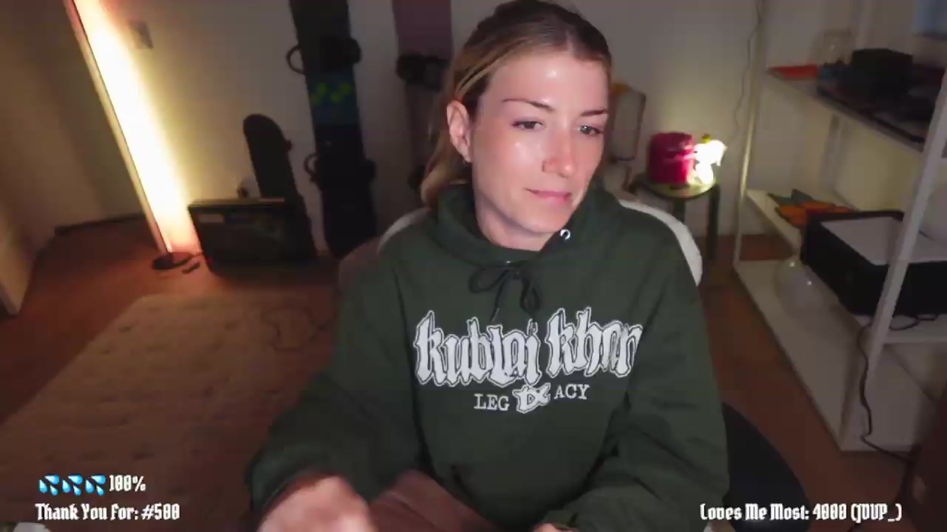 Gallery image thumbnail from stoney_fox's myfreecams stream on, 06/16/2026, 04:07 image 6 of 20