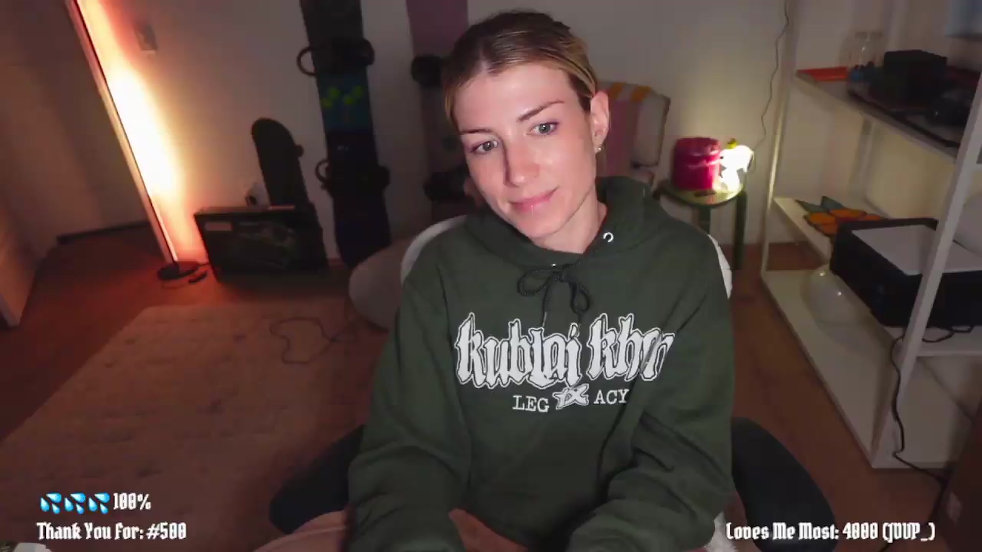 Gallery image thumbnail from stoney_fox's myfreecams stream on, 06/16/2026, 04:07 image 8 of 20