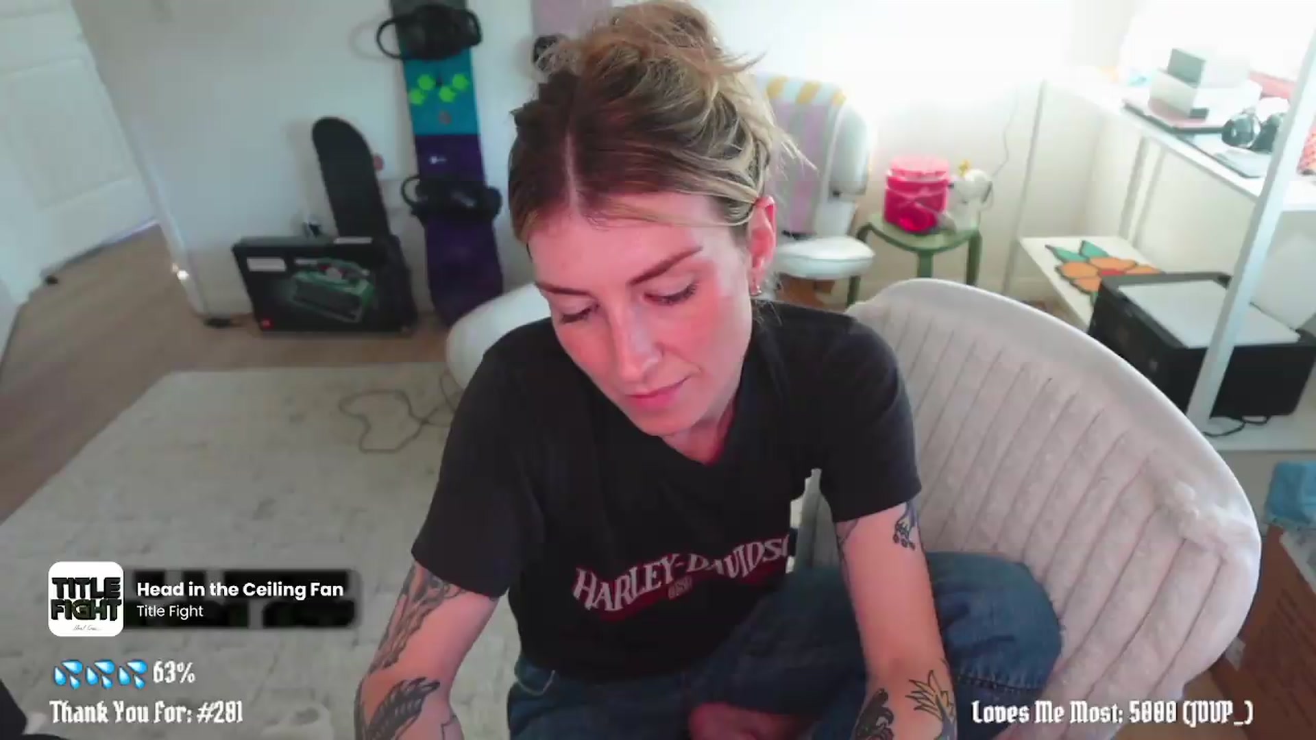 Gallery image thumbnail from stoney_fox's myfreecams stream on, 06/19/2026, 01:47 image 20 of 20