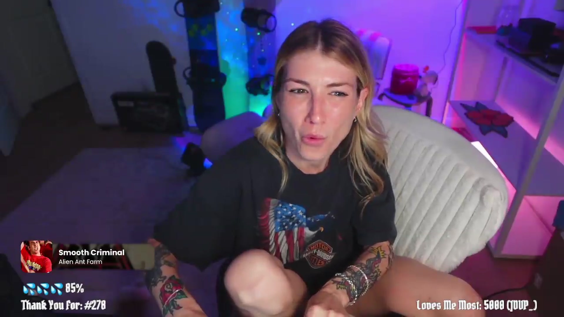 Gallery image thumbnail from stoney_fox's myfreecams stream on, 06/20/2026, 08:34 image 4 of 20
