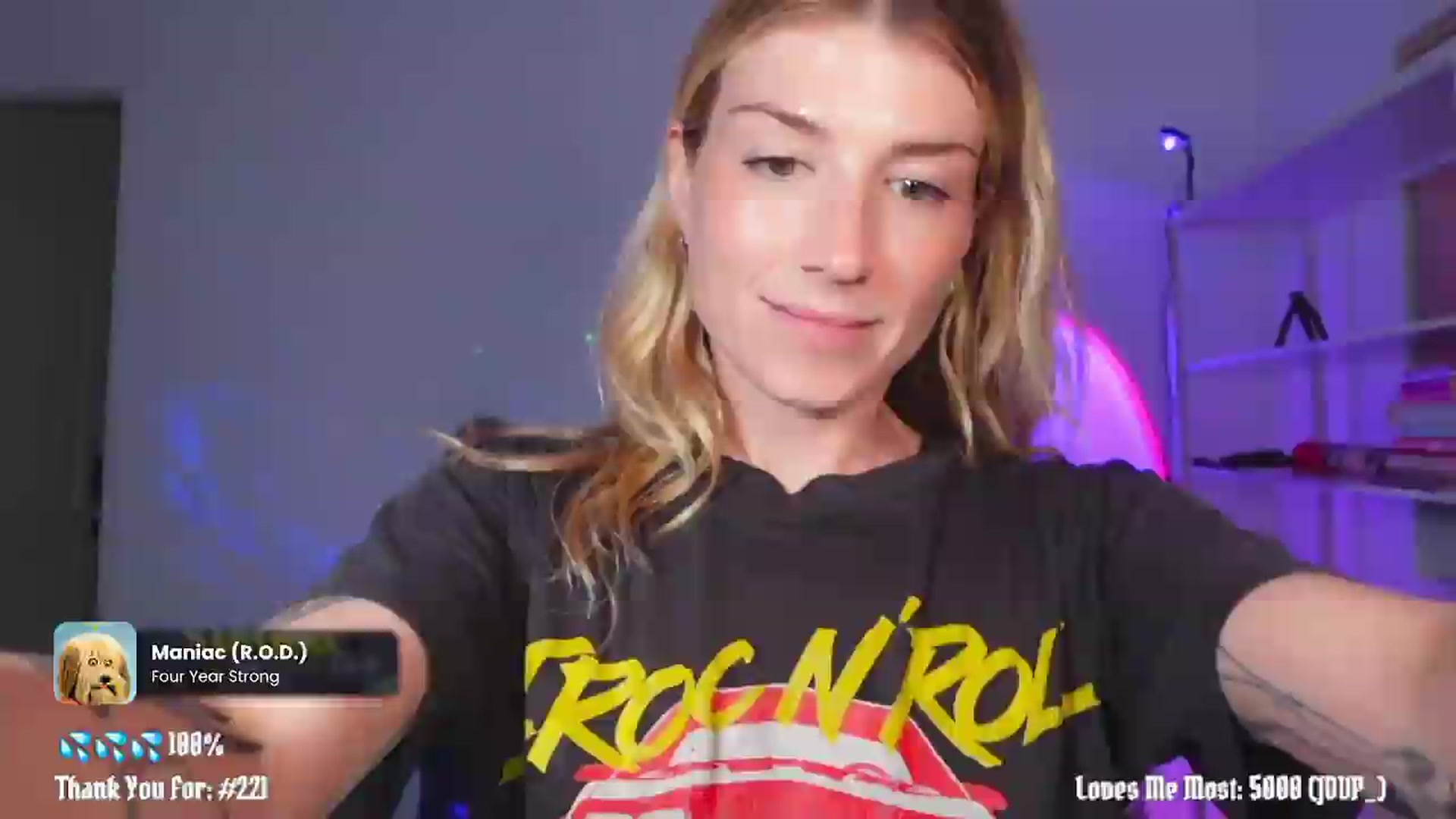 Gallery image thumbnail from stoney_fox's myfreecams stream on, 06/21/2026, 07:27 image 2 of 20