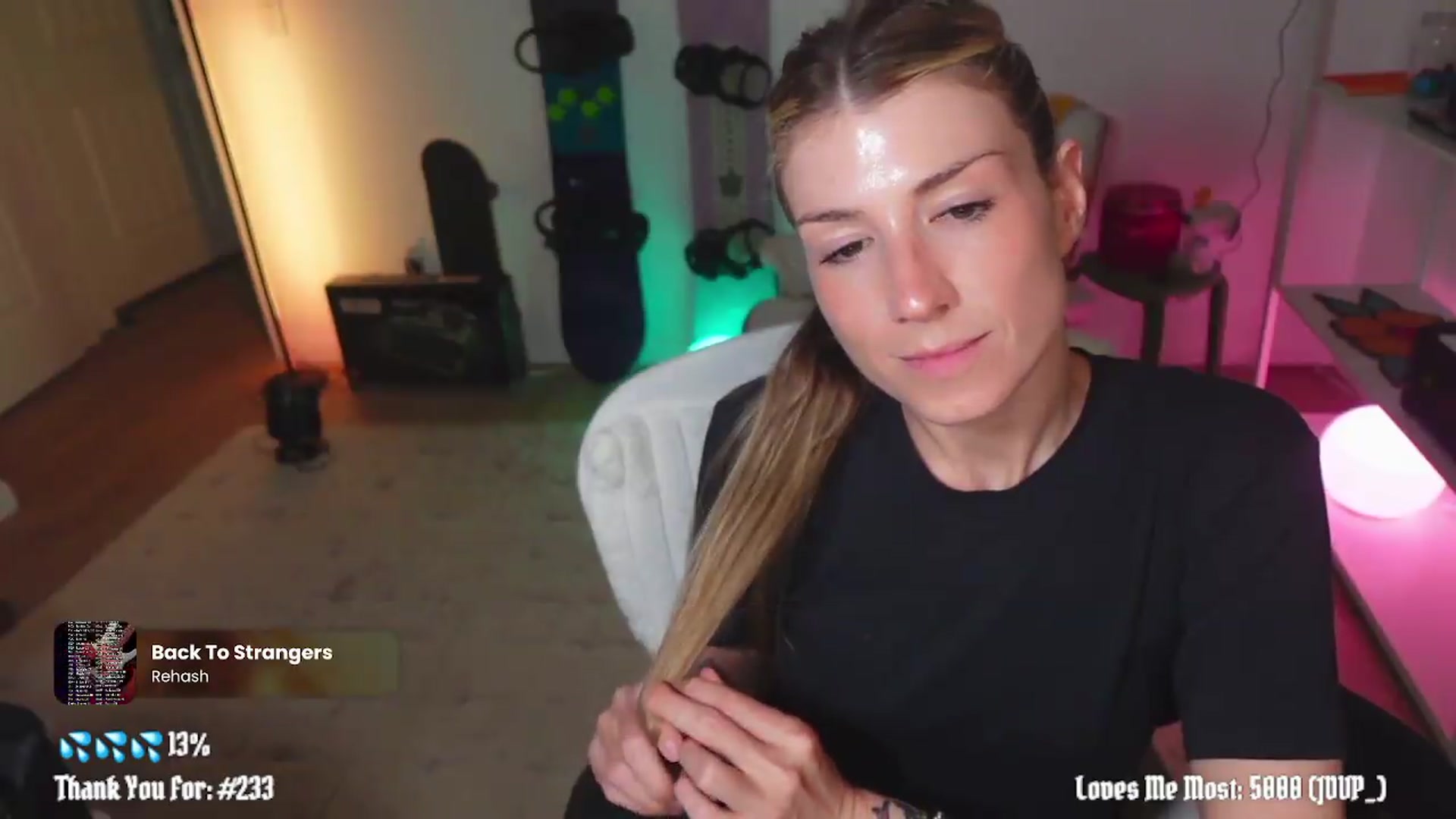 Gallery image thumbnail from stoney_fox's myfreecams stream on, 06/23/2026, 06:59 image 19 of 20