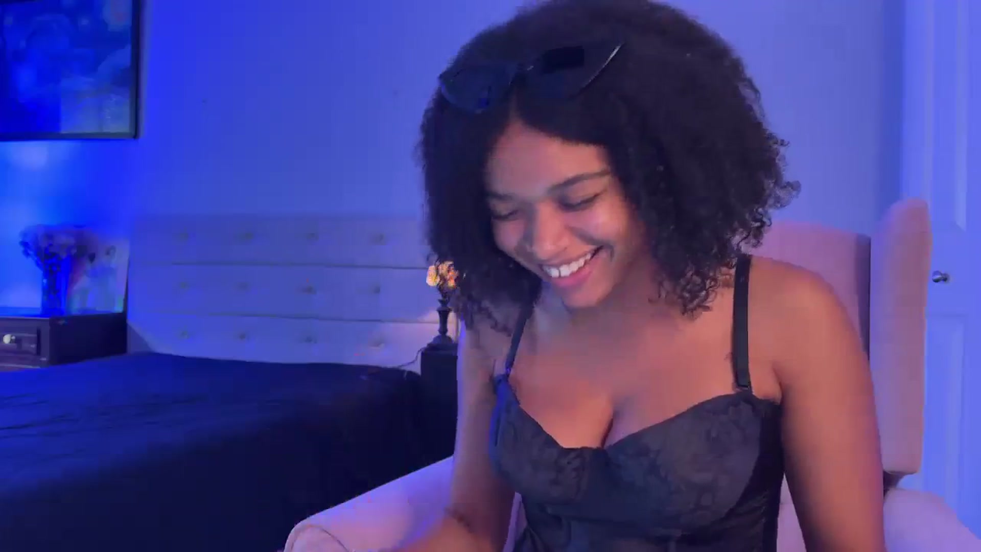Gallery image thumbnail from studyoflust's myfreecams stream on, 08/09/2023, 20:37 image 3 of 20