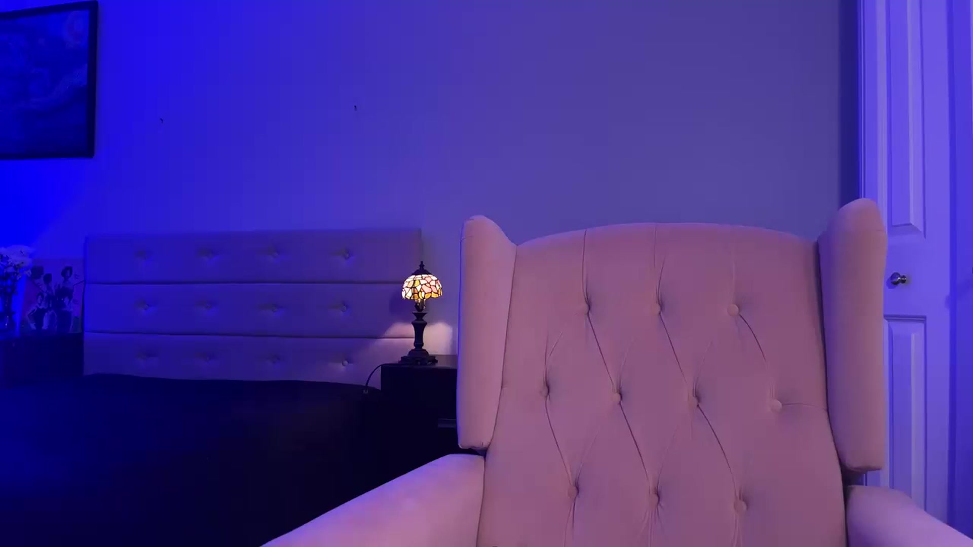 Gallery image thumbnail from studyoflust's myfreecams stream on, 08/10/2023, 01:25 image 18 of 20