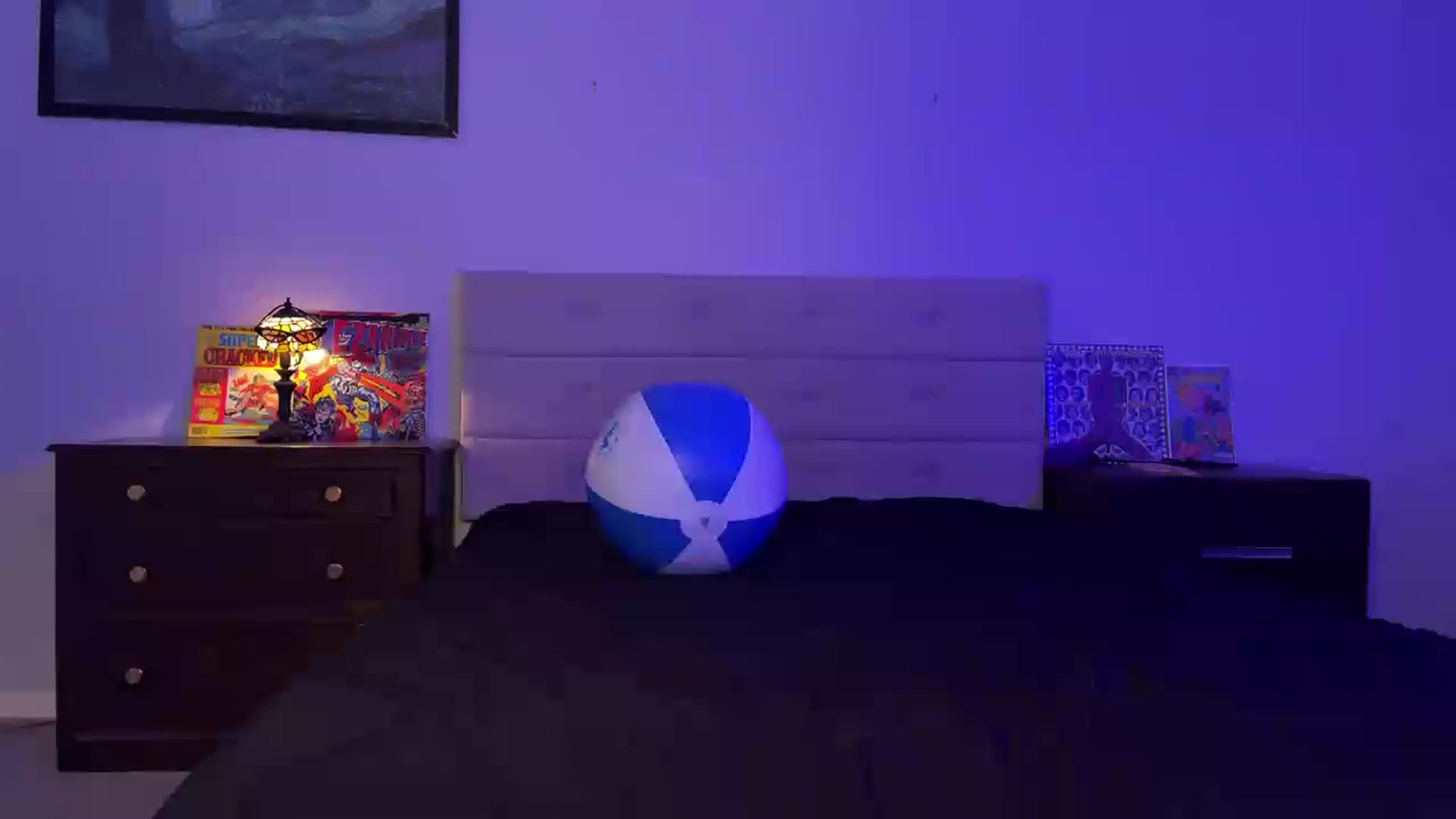 Gallery image thumbnail from studyoflust's myfreecams stream on, 08/17/2023, 24:00 image 20 of 20