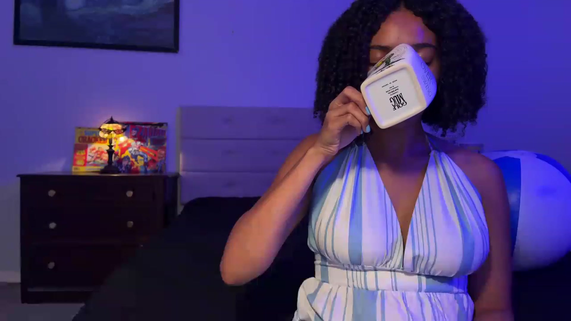 Gallery image thumbnail from studyoflust's myfreecams stream on, 08/17/2023, 24:00 image 2 of 20