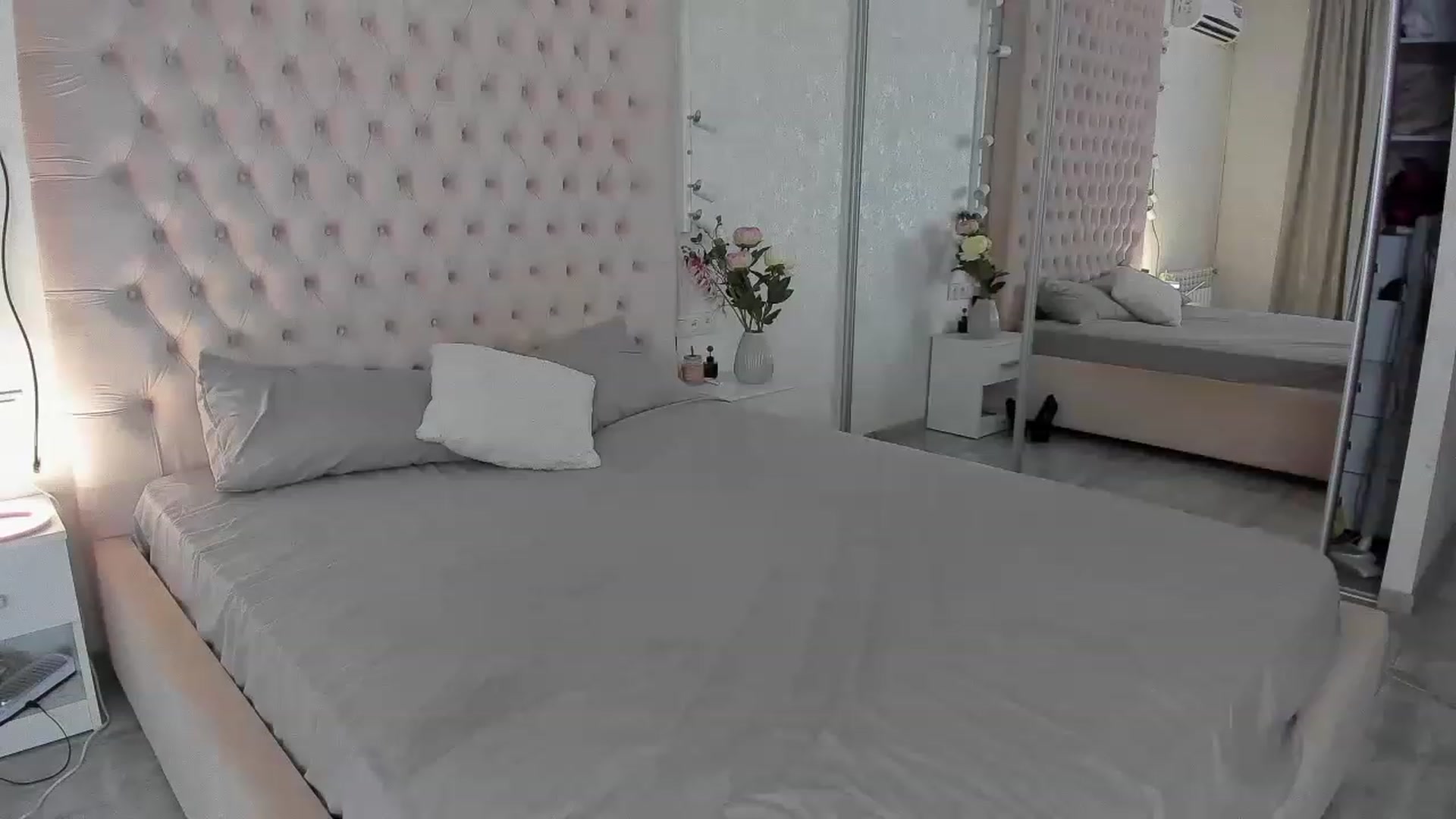 Gallery image thumbnail from sugarbaby___'s myfreecams stream on, 09/09/2023, 19:36 image 1 of 20