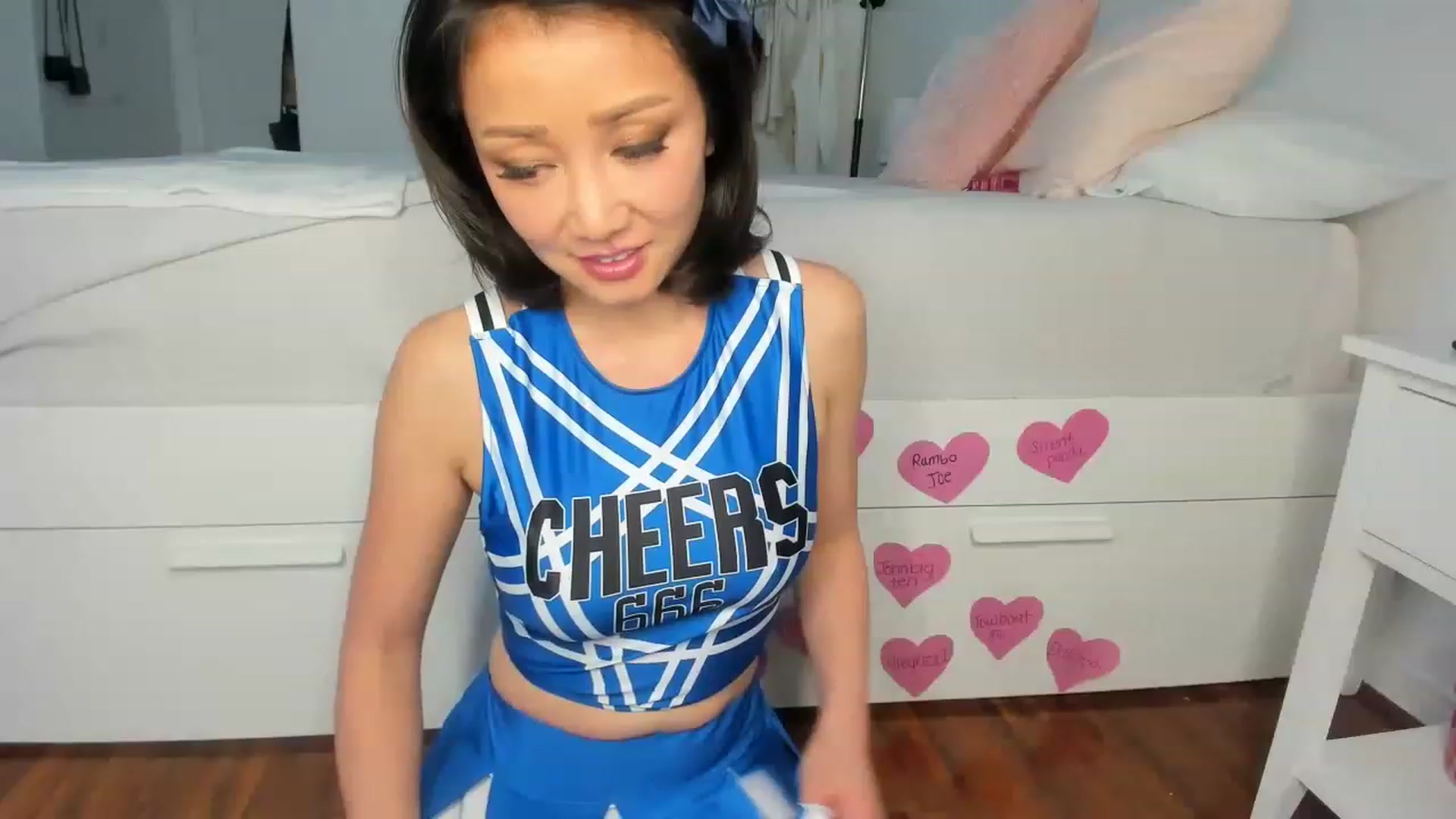 Gallery image thumbnail from sugarbb_'s myfreecams stream on, 02/12/2023, 09:32 image 15 of 20