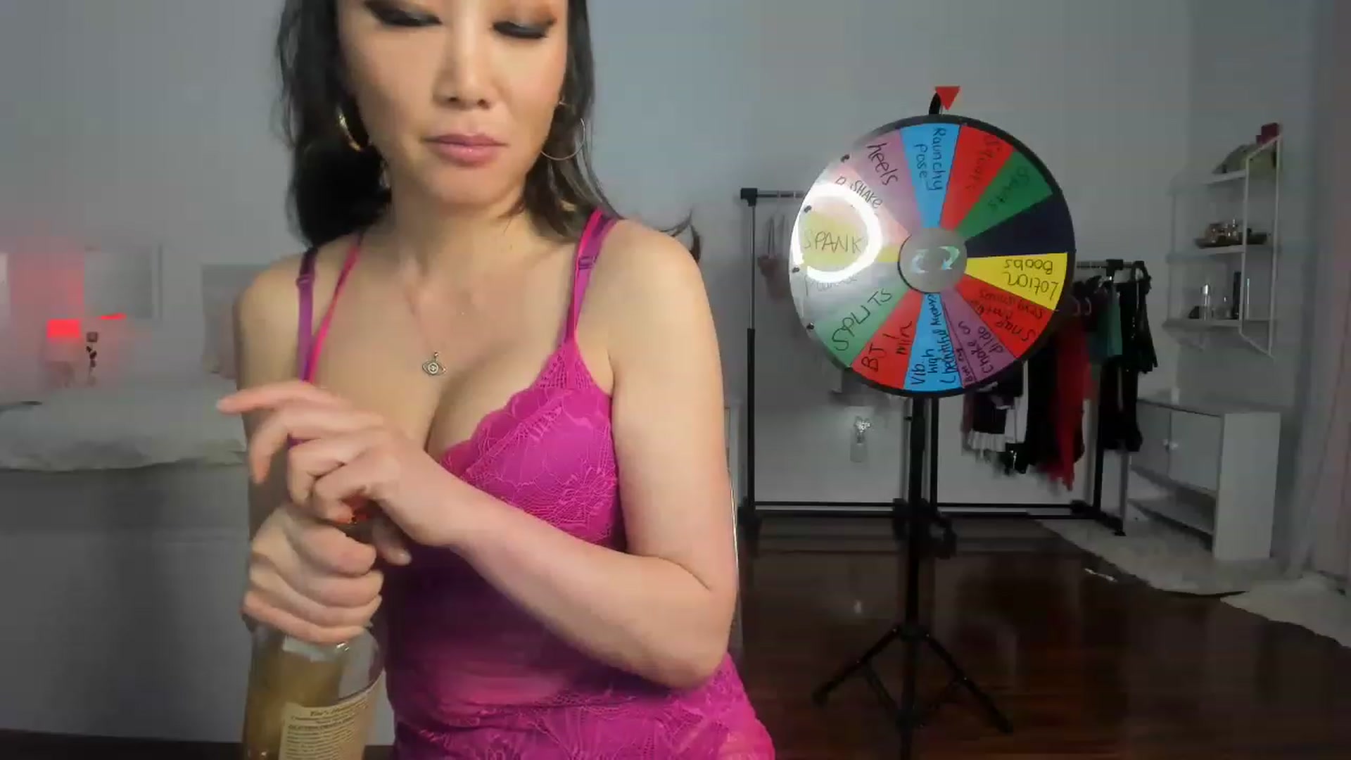 Gallery image thumbnail from sugarbb_'s myfreecams stream on, 03/15/2023, 08:46 image 18 of 20