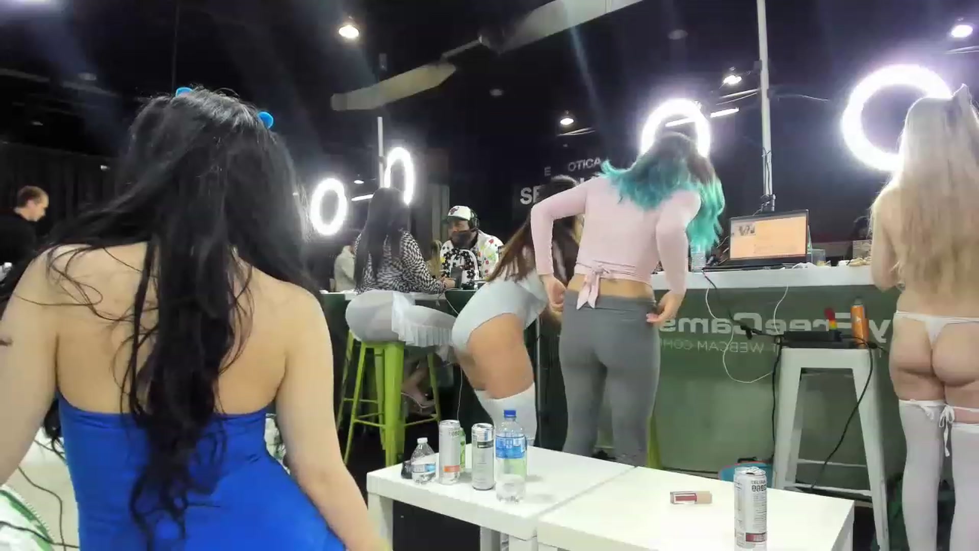 Gallery image thumbnail from sugarbb_'s myfreecams stream on, 04/22/2023, 03:58 image 10 of 20
