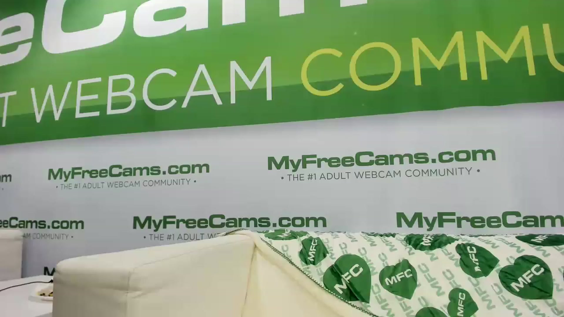 Gallery image thumbnail from sugarbb_'s myfreecams stream on, 04/22/2023, 03:58 image 4 of 20