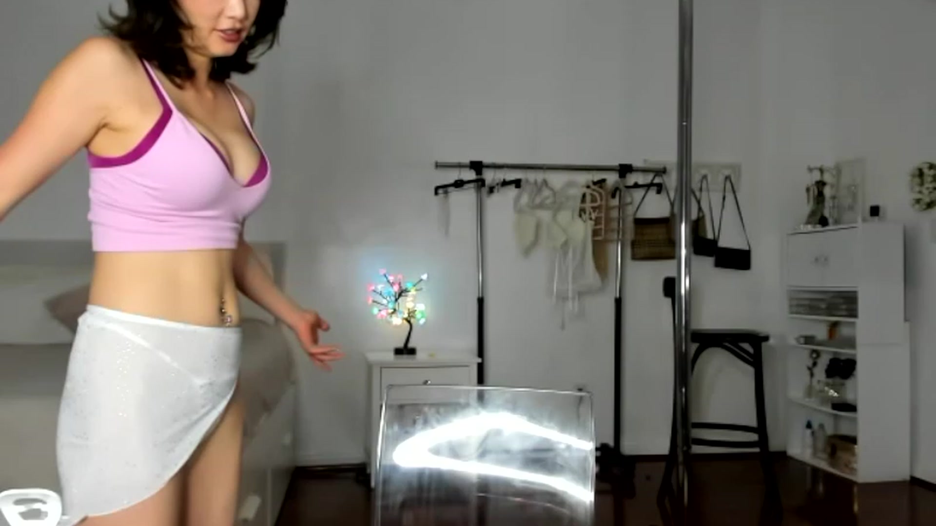Gallery image thumbnail from sugarbb_'s myfreecams stream on, 06/02/2023, 07:30 image 19 of 20