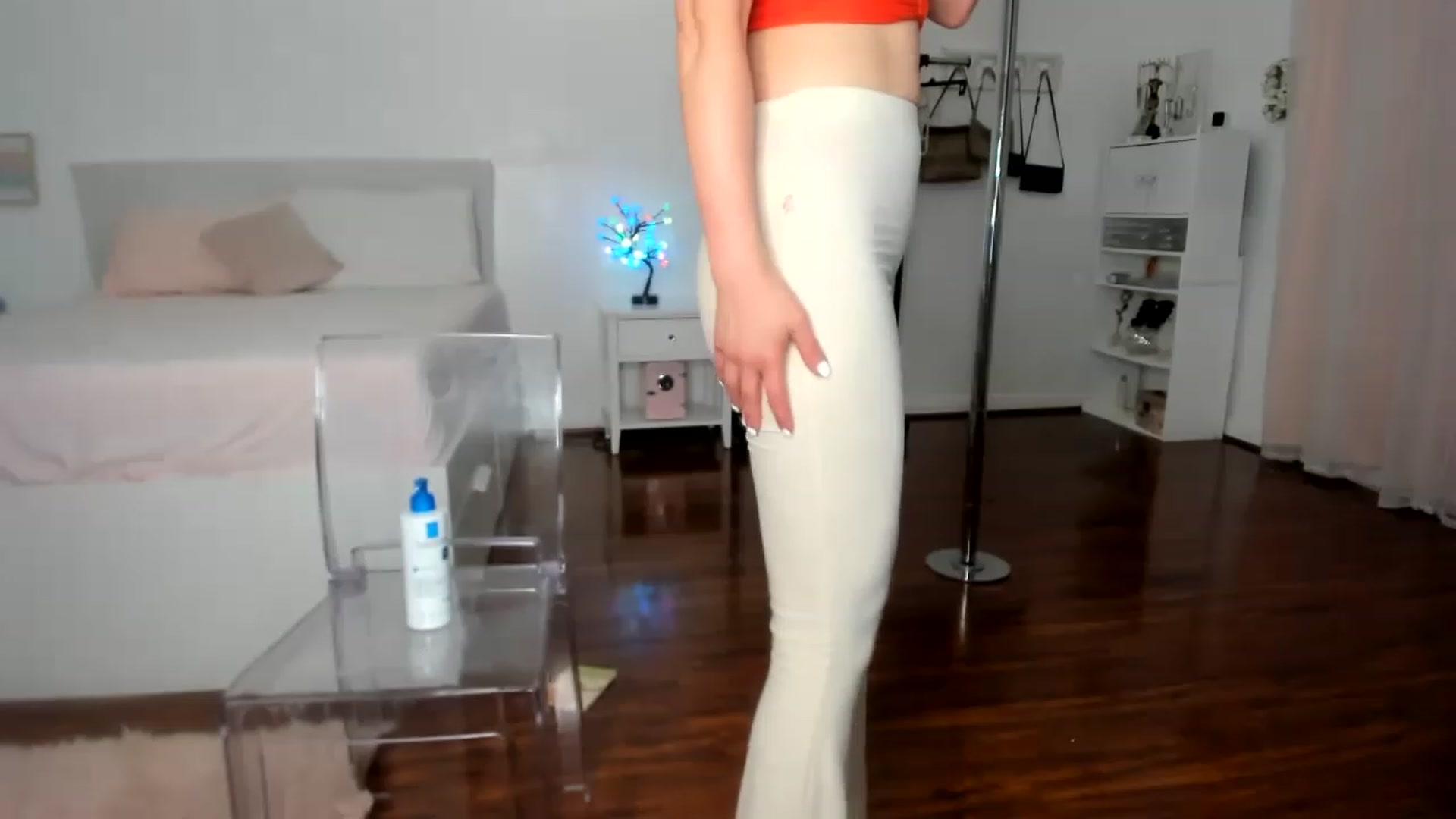 Gallery image thumbnail from sugarbb_'s myfreecams stream on, 06/03/2023, 06:40 image 14 of 20