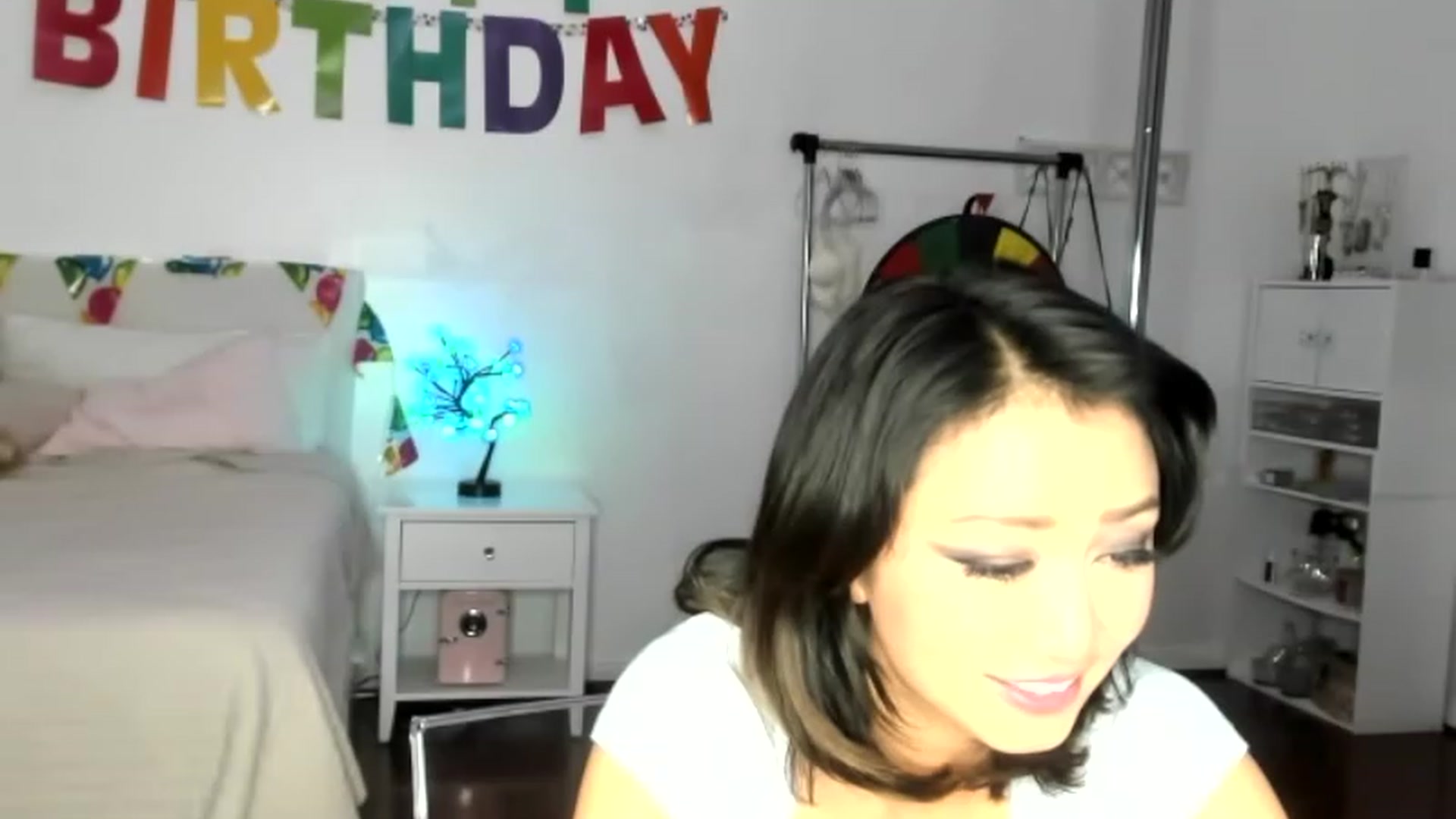 Gallery image thumbnail from sugarbb_'s myfreecams stream on, 06/06/2023, 10:15 image 14 of 20