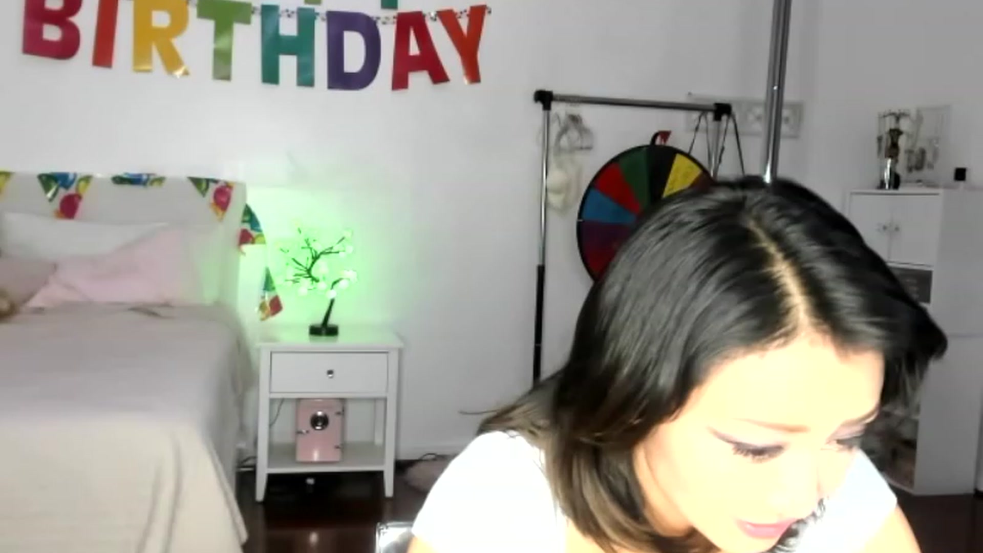 Gallery image thumbnail from sugarbb_'s myfreecams stream on, 06/06/2023, 10:15 image 17 of 20