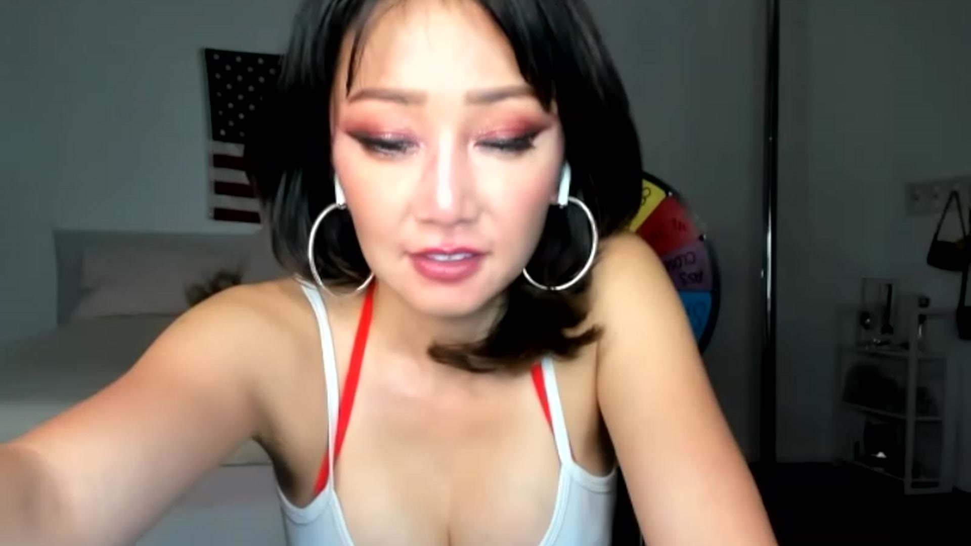 Gallery image thumbnail from sugarbb_'s myfreecams stream on, 07/04/2023, 07:12 image 14 of 20