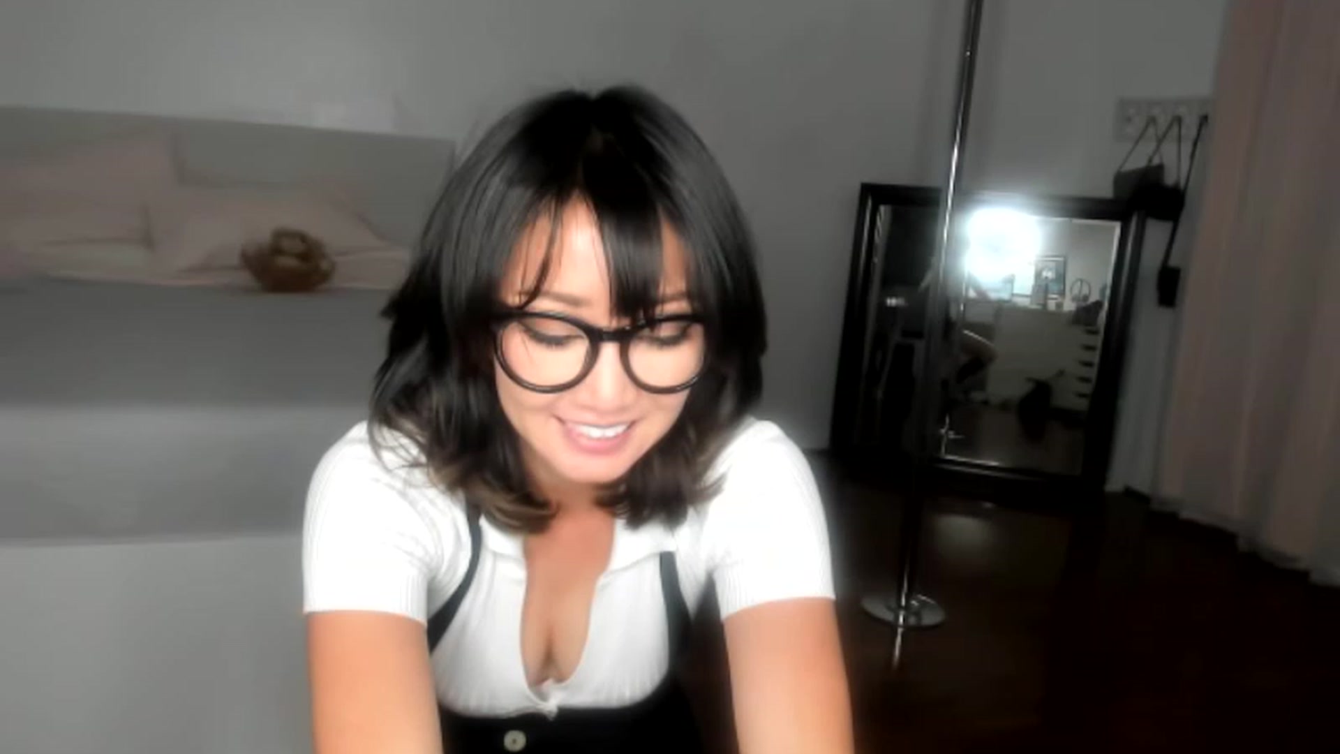Gallery image thumbnail from sugarbb_'s myfreecams stream on, 07/06/2023, 11:32 image 9 of 20