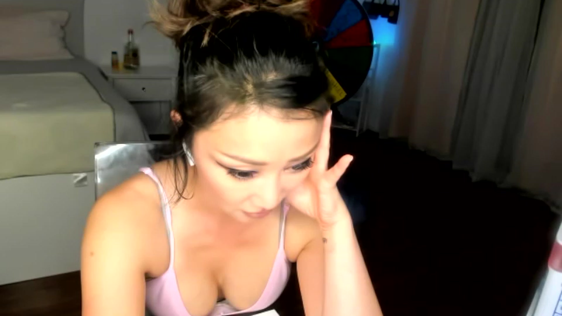 Gallery image thumbnail from sugarbb_'s myfreecams stream on, 07/07/2023, 10:54 image 4 of 20