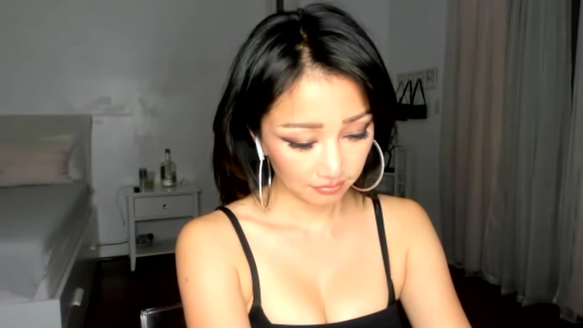 Gallery image thumbnail from sugarbb_'s myfreecams stream on, 07/11/2023, 10:33 image 10 of 20
