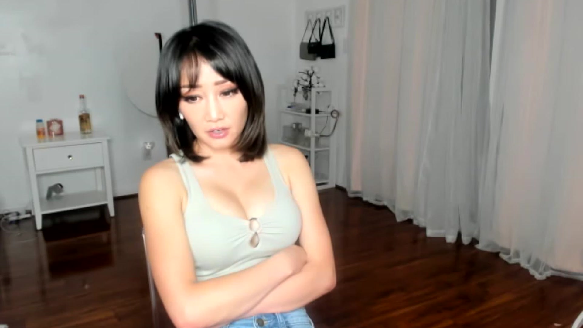Gallery image thumbnail from sugarbb_'s myfreecams stream on, 07/21/2023, 09:51 image 16 of 20