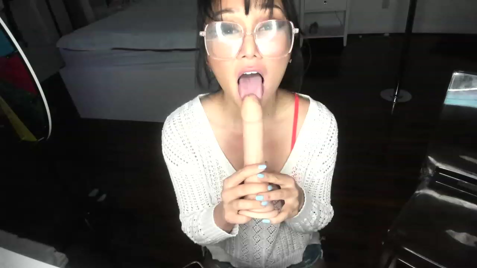 Gallery image thumbnail from sugarbb_'s myfreecams stream on, 08/03/2023, 07:46 image 6 of 20