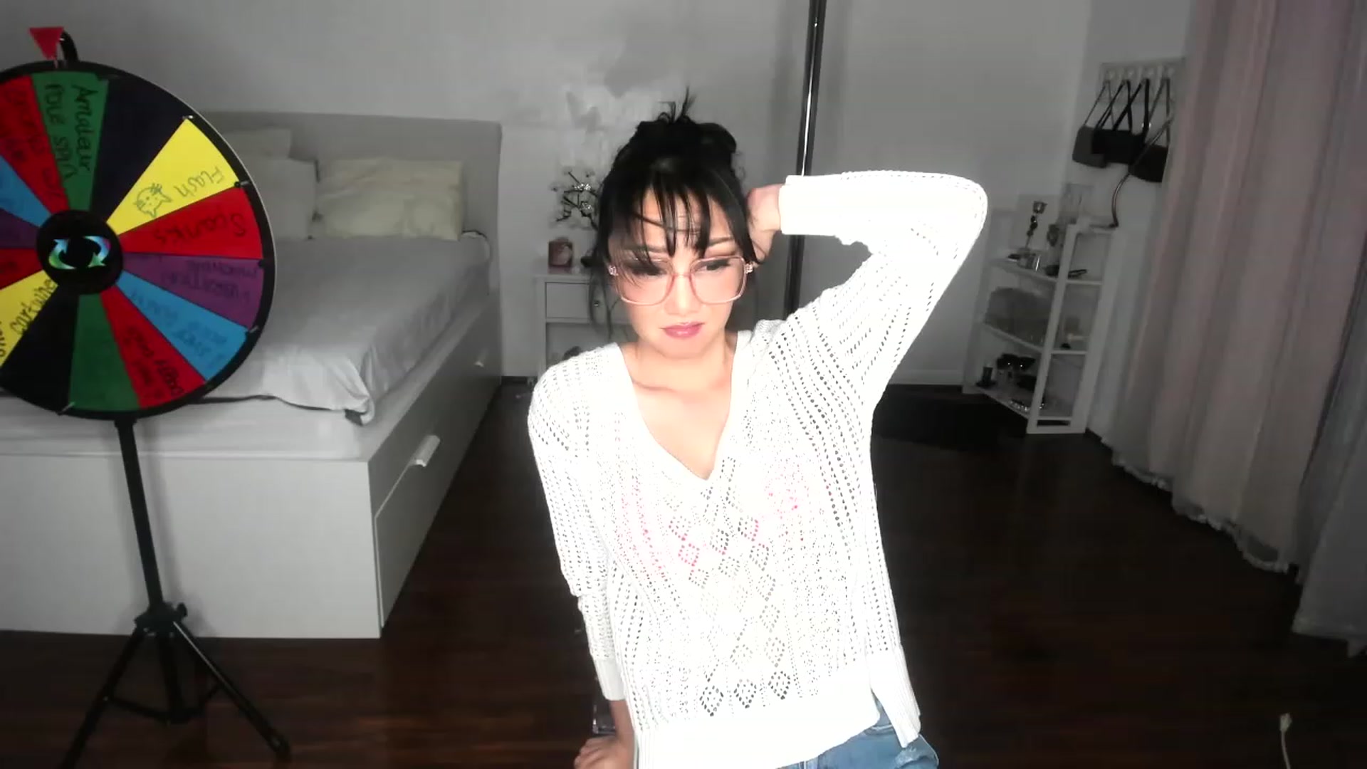 Gallery image thumbnail from sugarbb_'s myfreecams stream on, 08/03/2023, 07:46 image 3 of 20