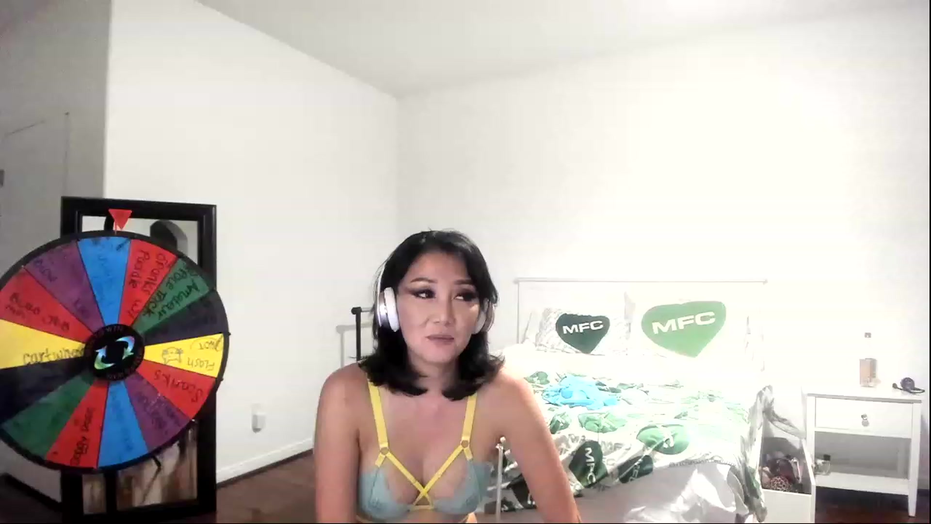 Gallery image thumbnail from sugarbb_'s myfreecams stream on, 08/14/2023, 08:39 image 10 of 20