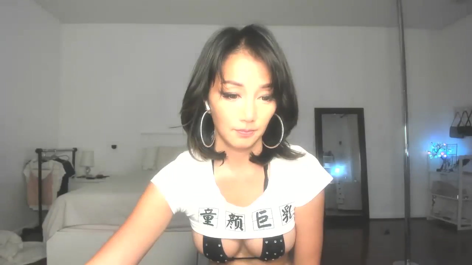 Gallery image thumbnail from sugarbb_'s myfreecams stream on, 08/16/2023, 07:04 image 15 of 20
