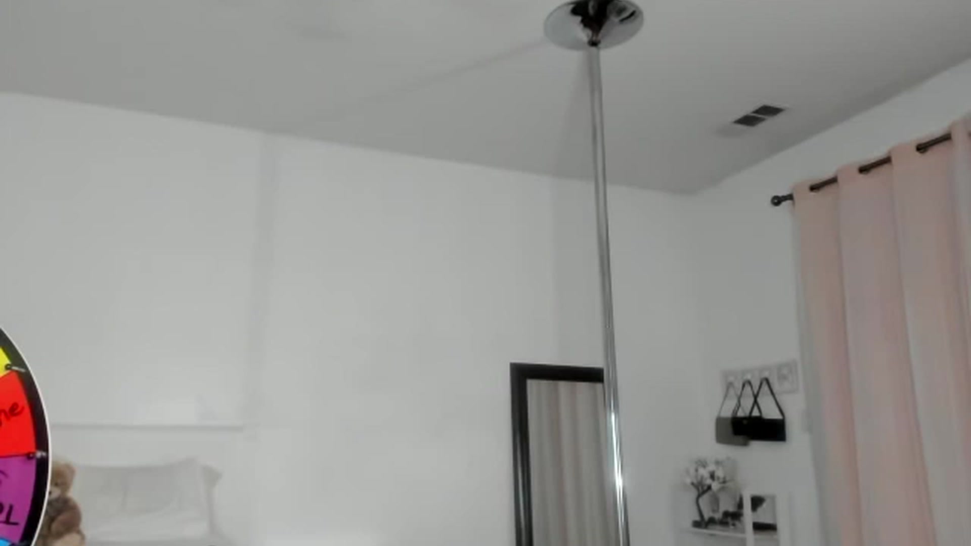 Gallery image thumbnail from sugarbb_'s myfreecams stream on, 08/25/2023, 08:55 image 2 of 20