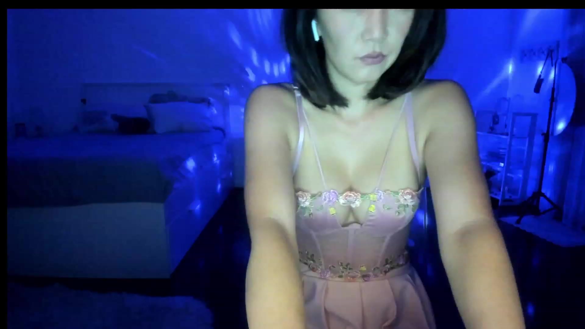 Gallery image thumbnail from sugarbb_'s myfreecams stream on, 09/27/2023, 09:59 image 7 of 20