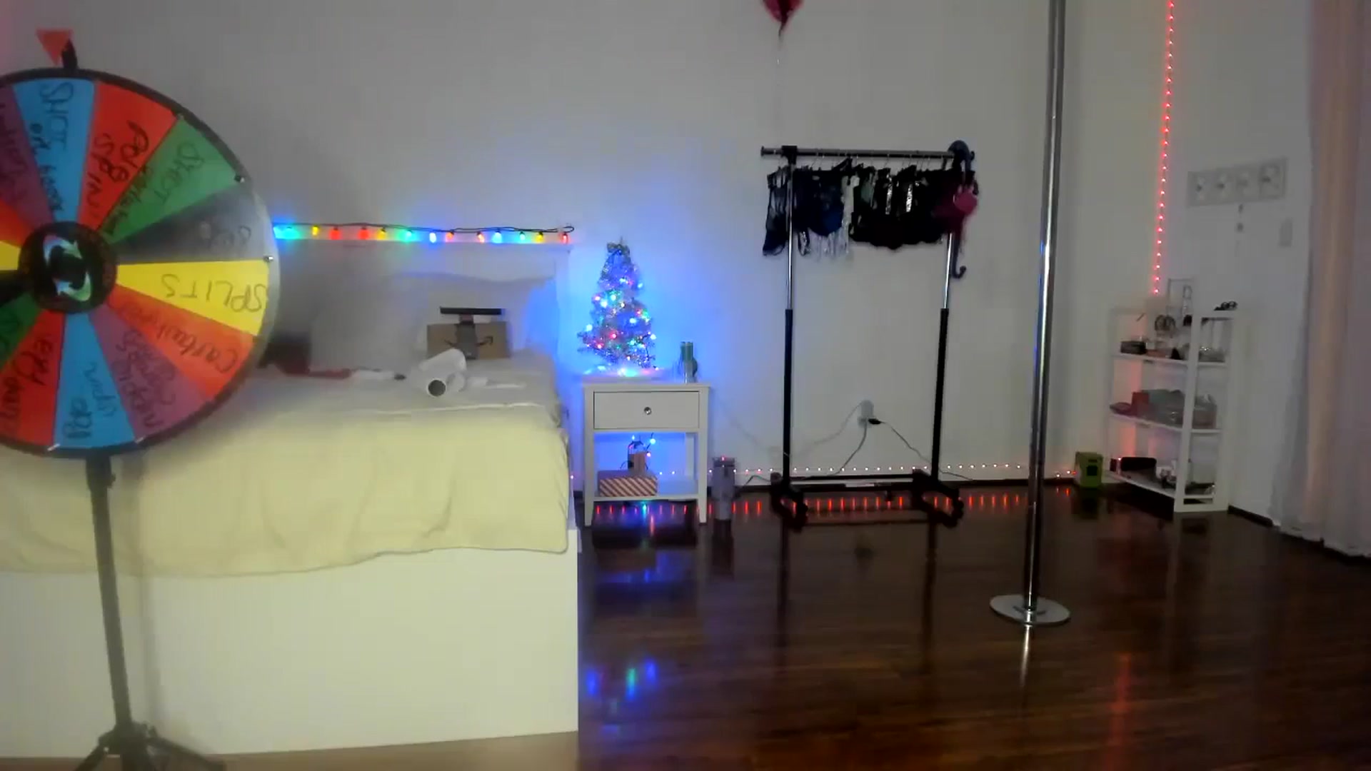 Gallery image thumbnail from sugarbb_'s myfreecams stream on, 12/23/2023, 12:17 image 14 of 20