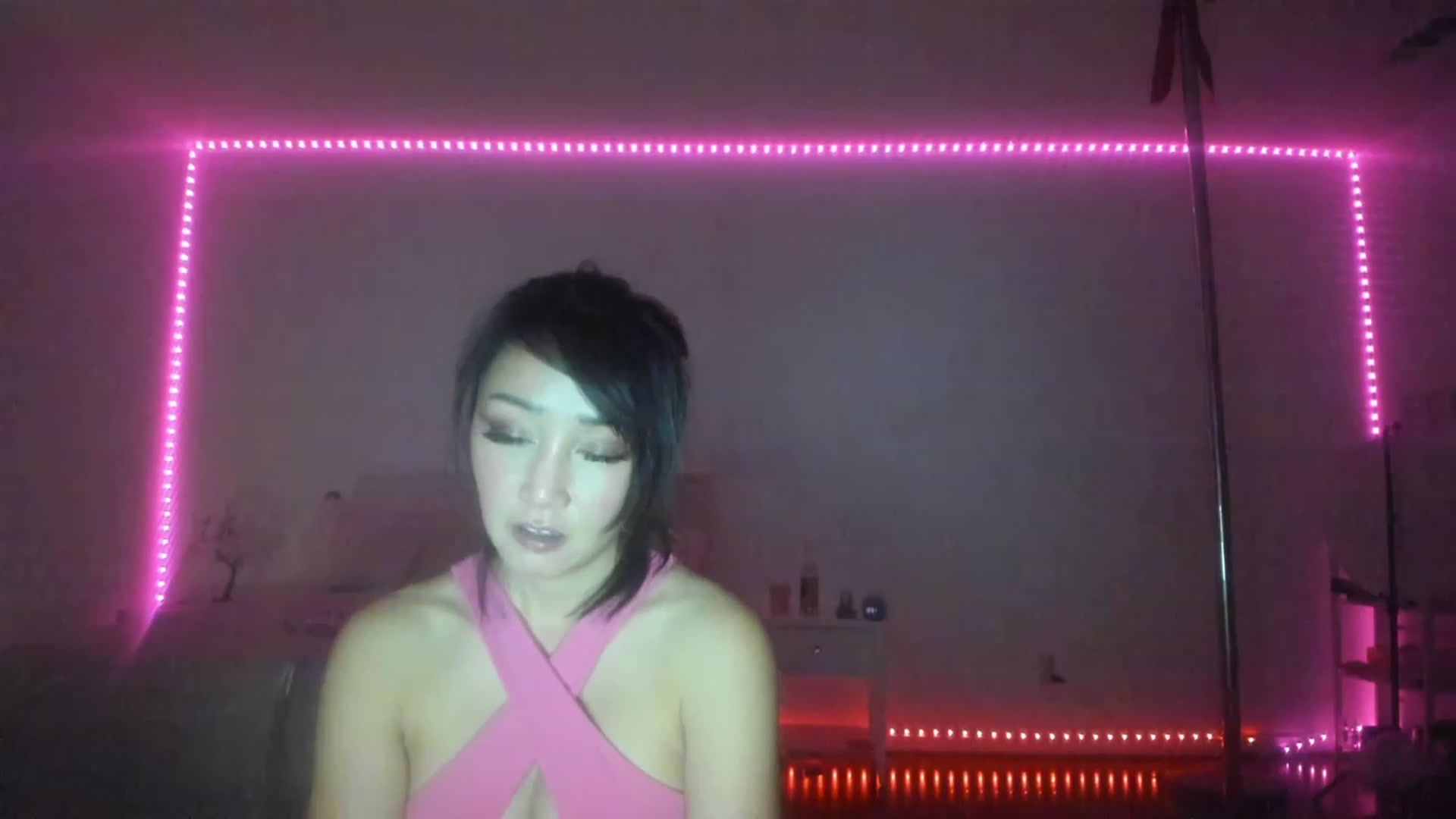 Gallery image thumbnail from sugarbb_'s myfreecams stream on, 12/27/2023, 09:41 image 3 of 20