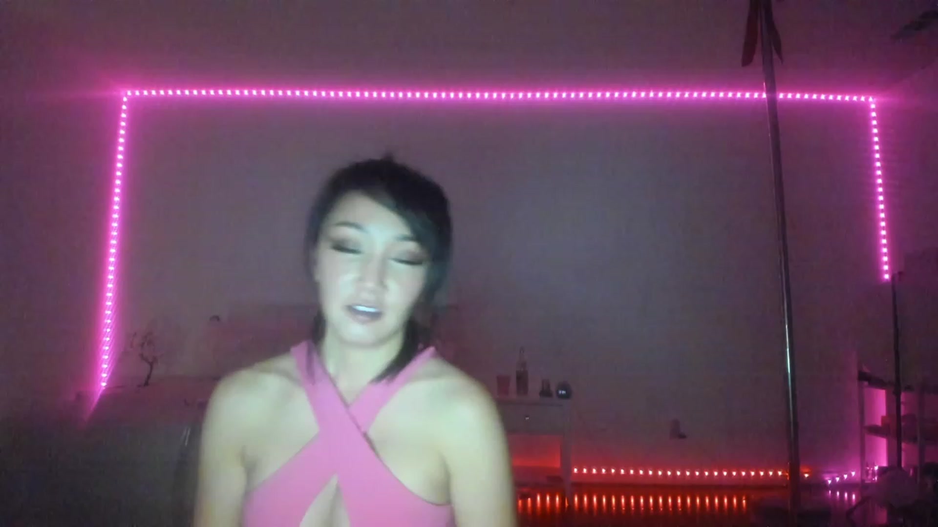Gallery image thumbnail from sugarbb_'s myfreecams stream on, 12/27/2023, 09:41 image 4 of 20