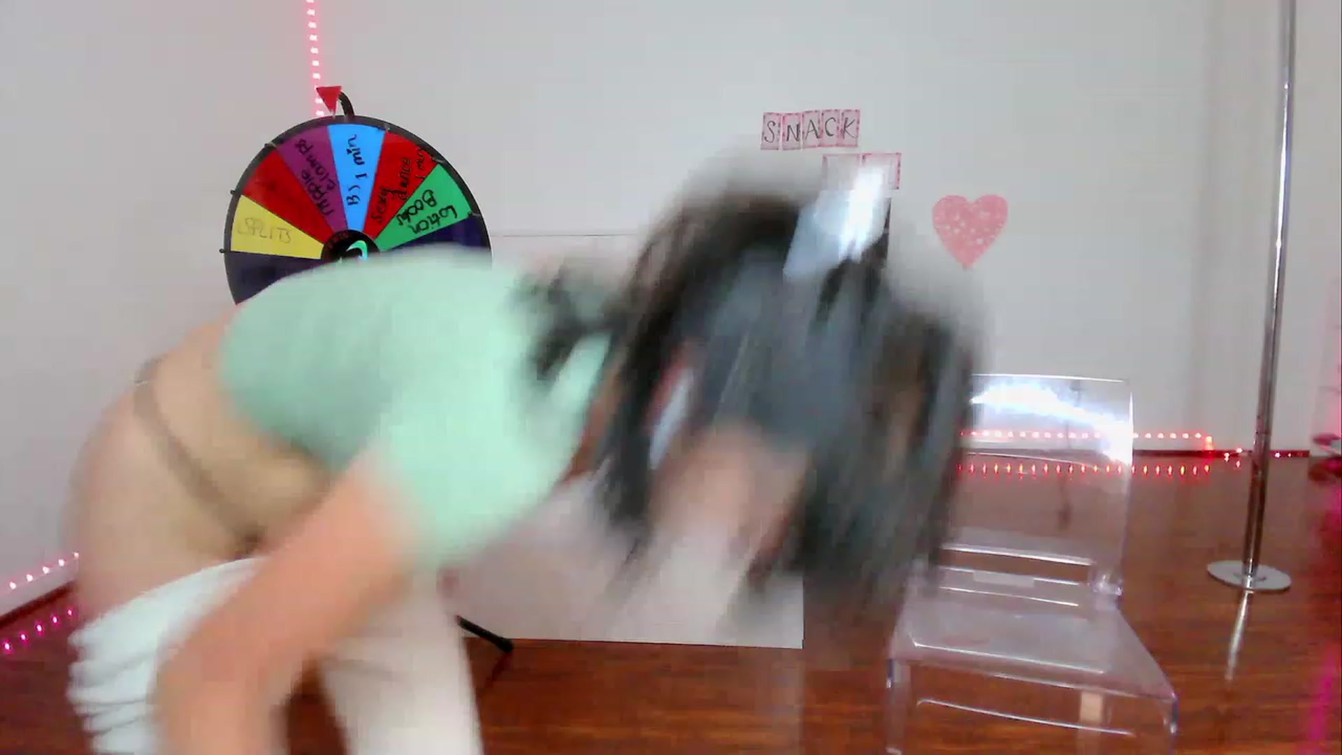 Gallery image thumbnail from sugarbb_'s myfreecams stream on, 01/17/2024, 12:13 image 8 of 20