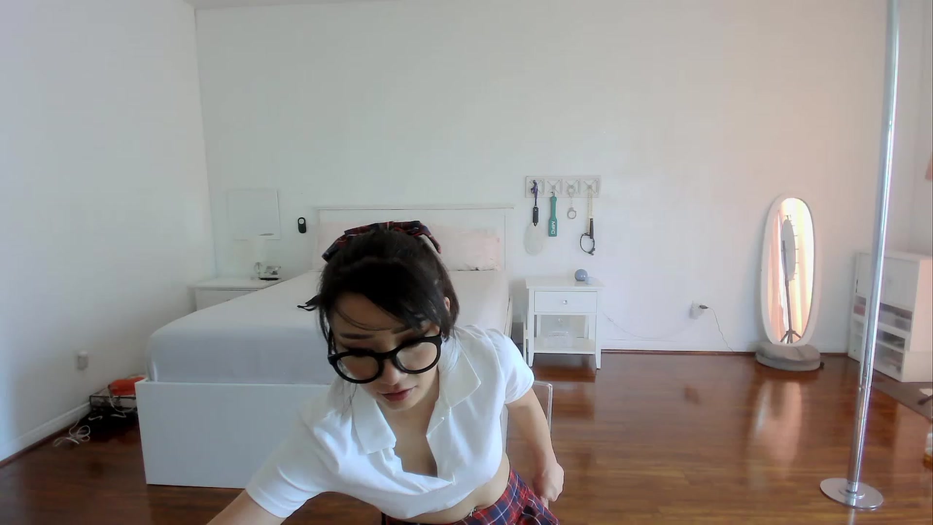 Gallery image thumbnail from sugarbb_'s myfreecams stream on, 03/08/2024, 23:19 image 6 of 20