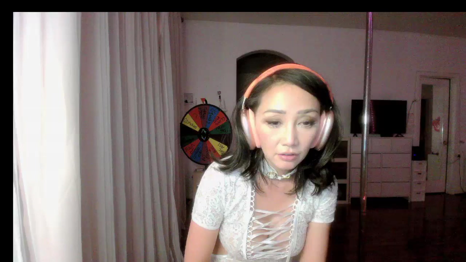 Gallery image thumbnail from sugarbb_'s myfreecams stream on, 05/02/2024, 12:06 image 16 of 20