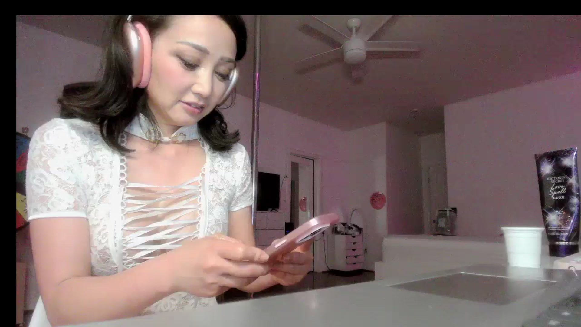 Gallery image thumbnail from sugarbb_'s myfreecams stream on, 05/02/2024, 12:06 image 14 of 20