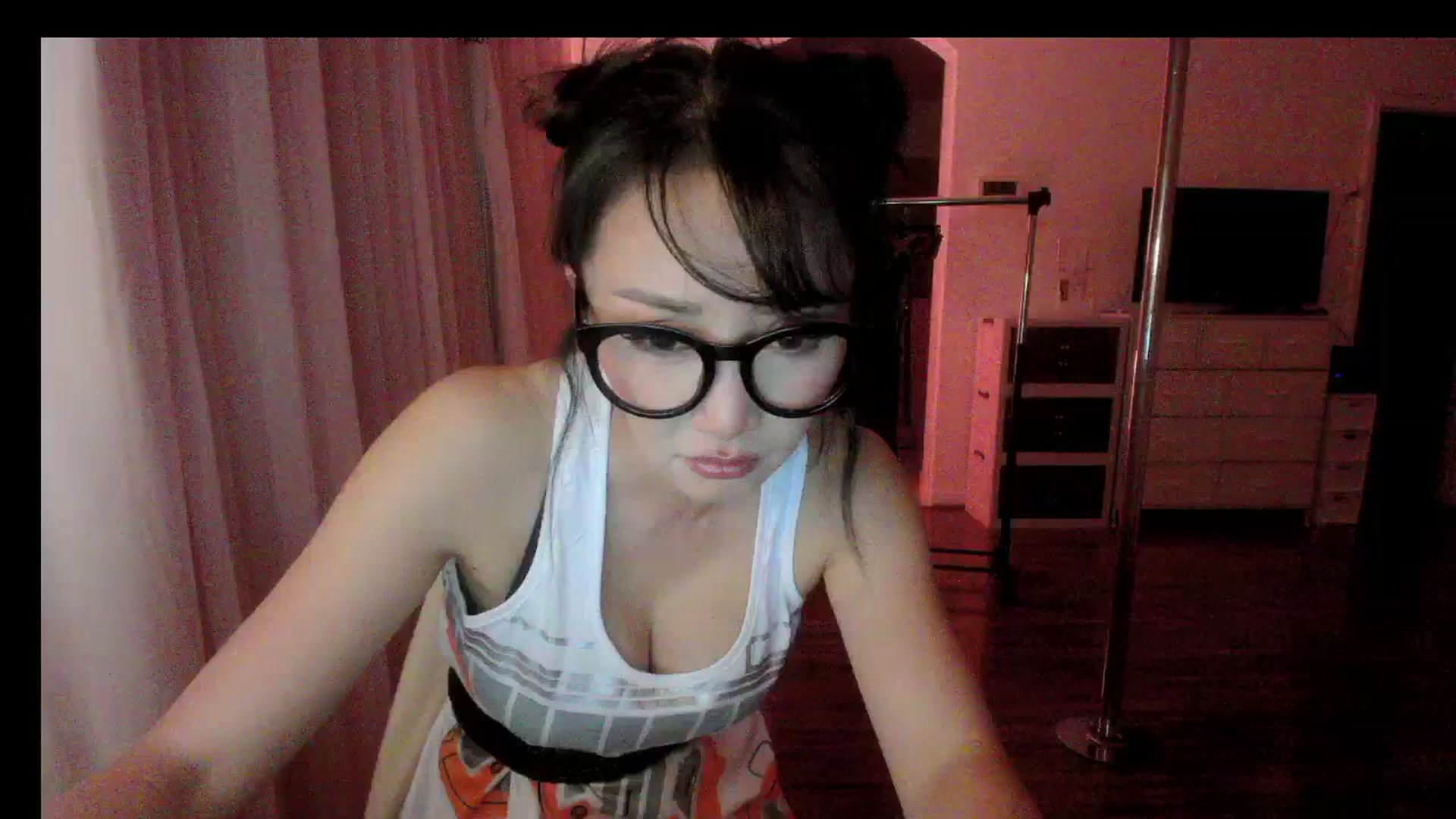 Gallery image thumbnail from sugarbb_'s myfreecams stream on, 05/04/2024, 11:01 image 1 of 20