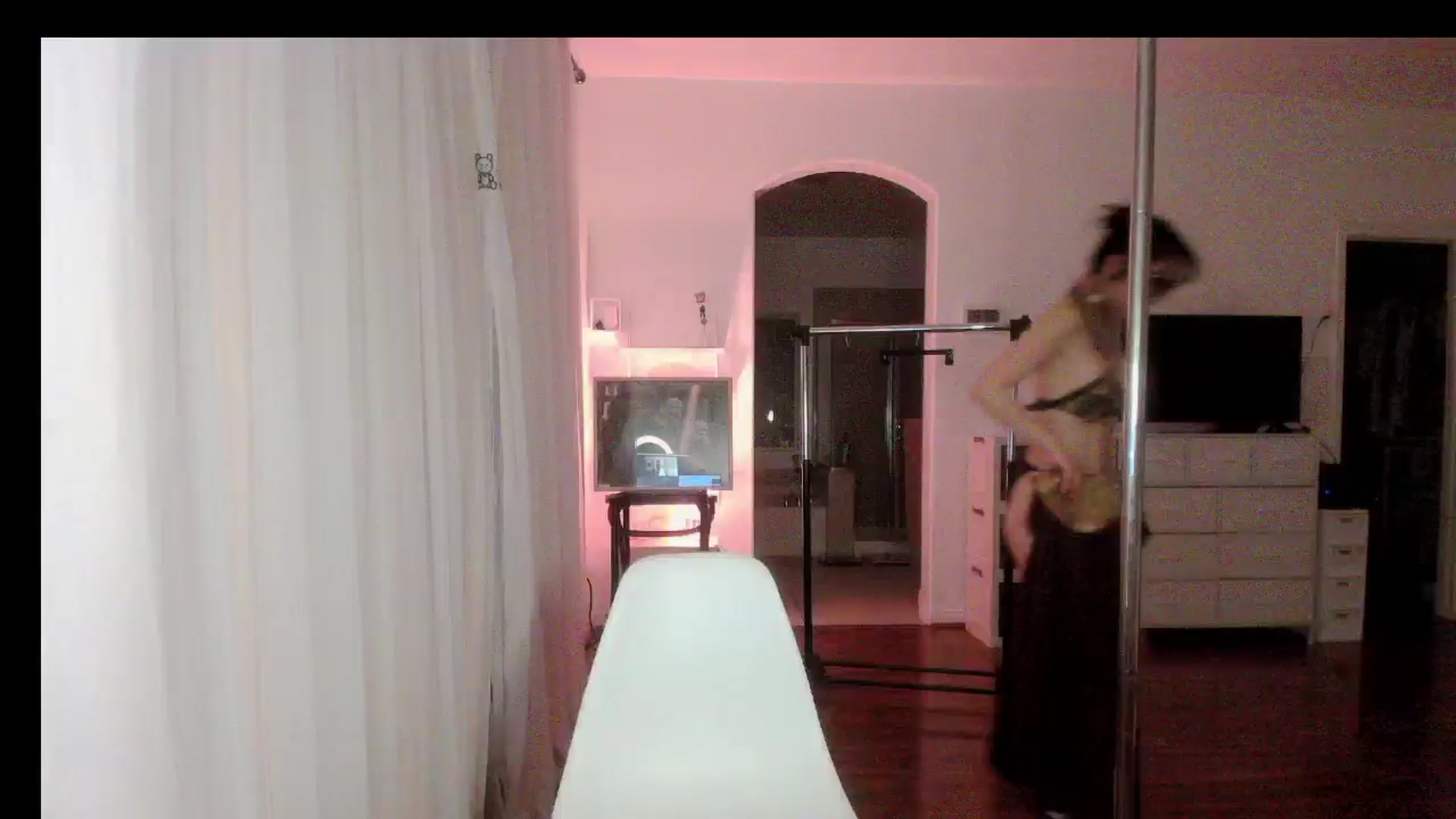 Gallery image thumbnail from sugarbb_'s myfreecams stream on, 05/04/2024, 11:27 image 8 of 20