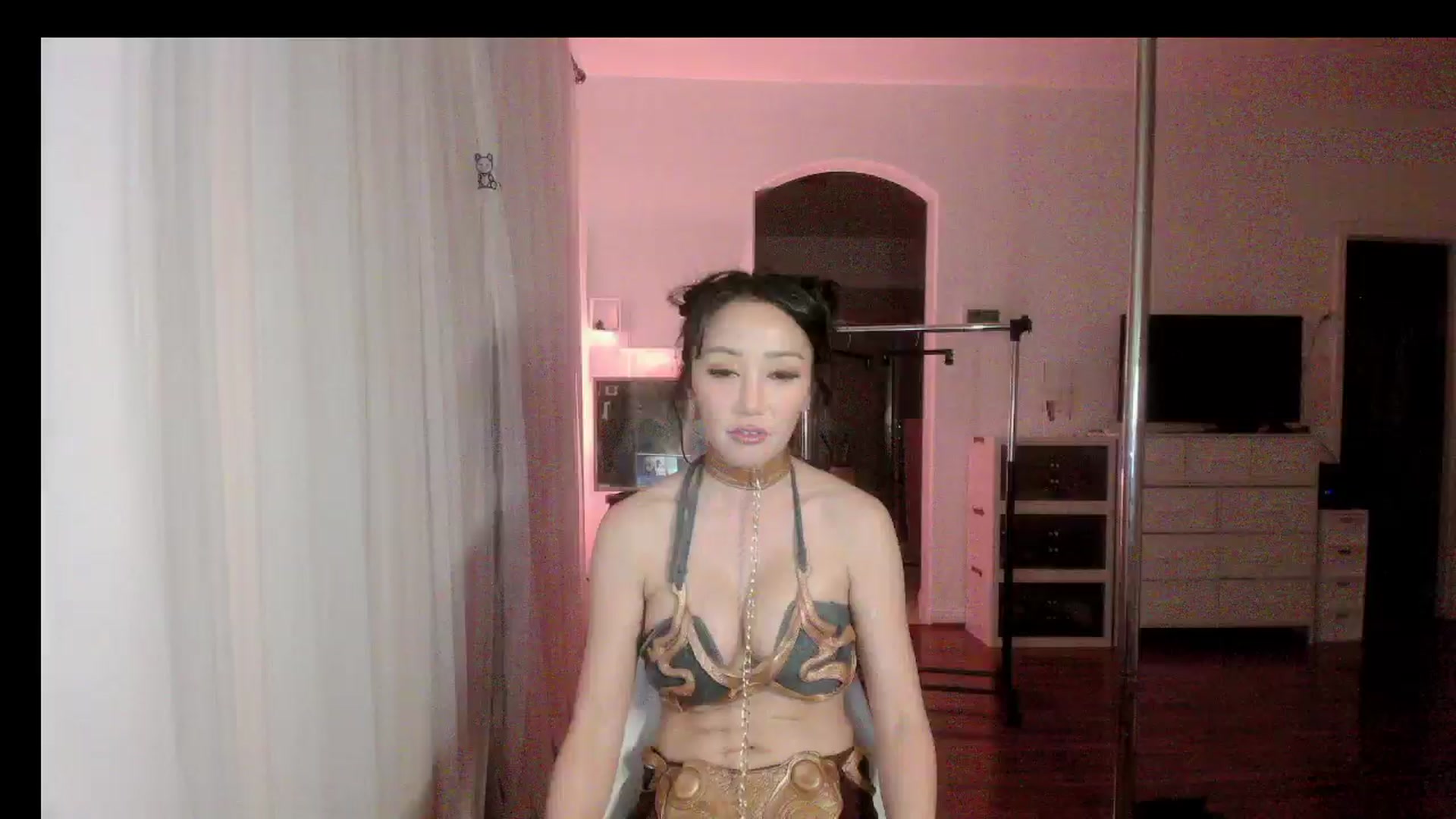 Gallery image thumbnail from sugarbb_'s myfreecams stream on, 05/04/2024, 11:27 image 11 of 20