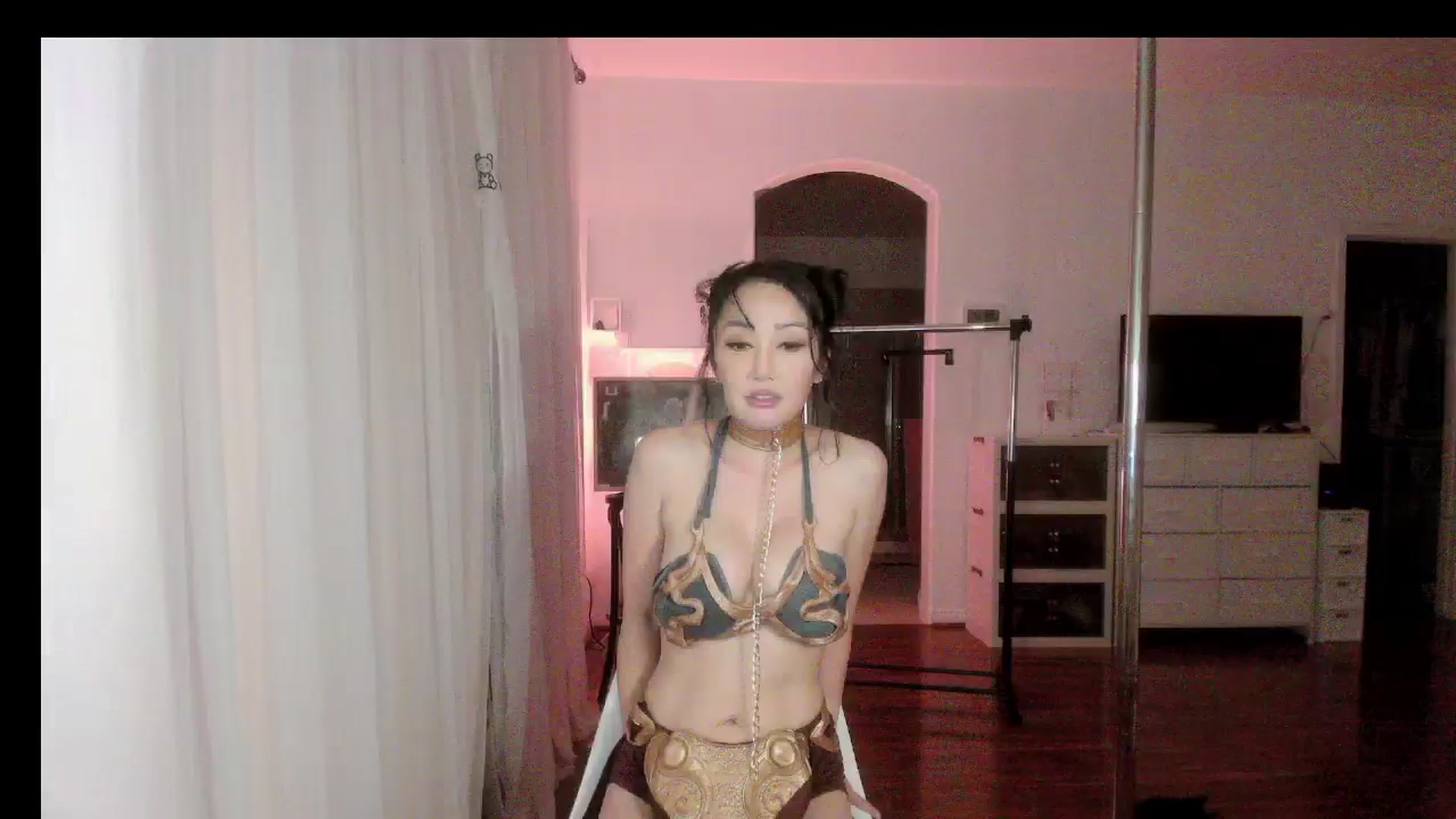 Gallery image thumbnail from sugarbb_'s myfreecams stream on, 05/04/2024, 11:27 image 9 of 20