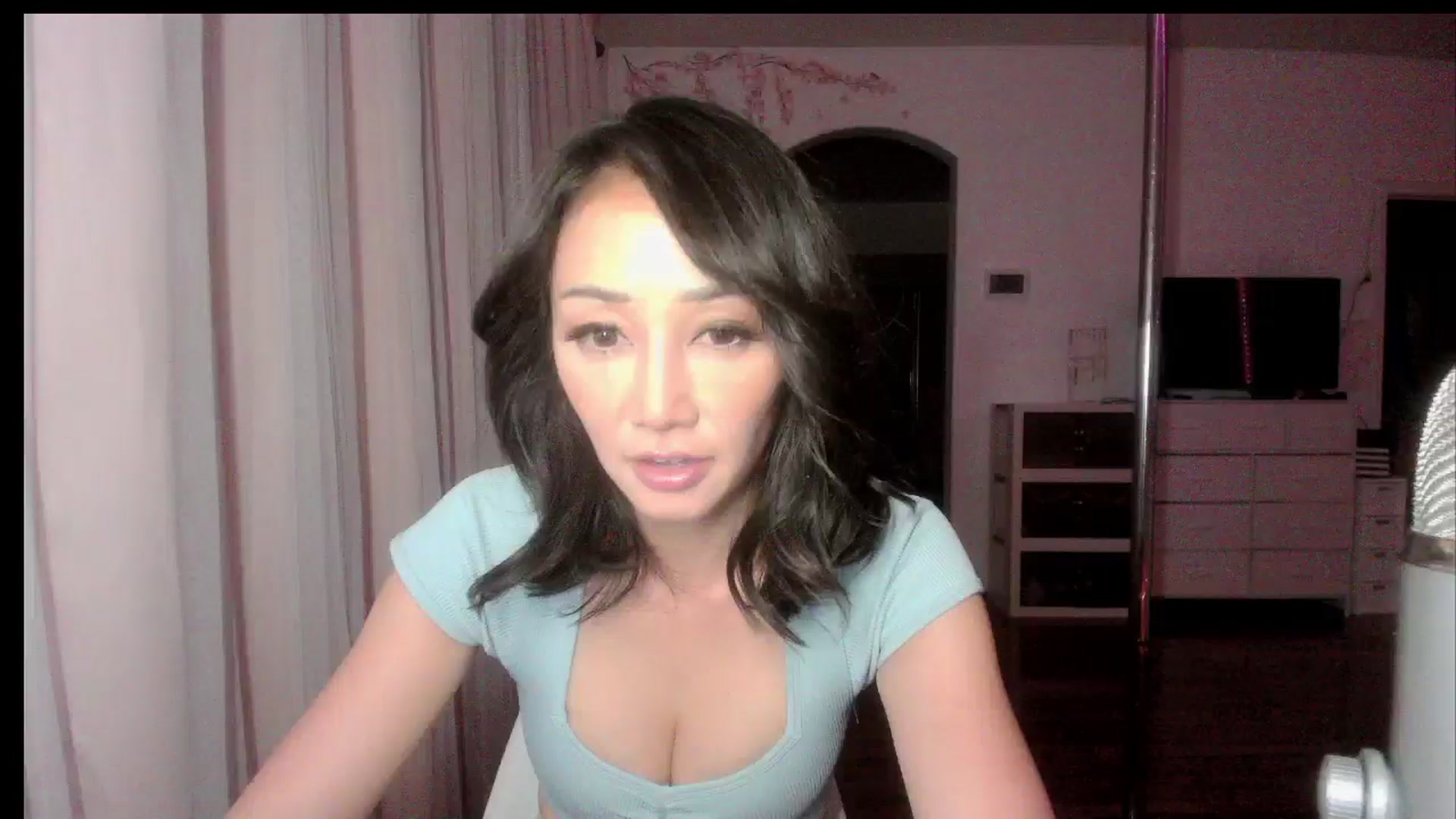 Gallery image thumbnail from sugarbb_'s myfreecams stream on, 05/11/2024, 09:05 image 19 of 20