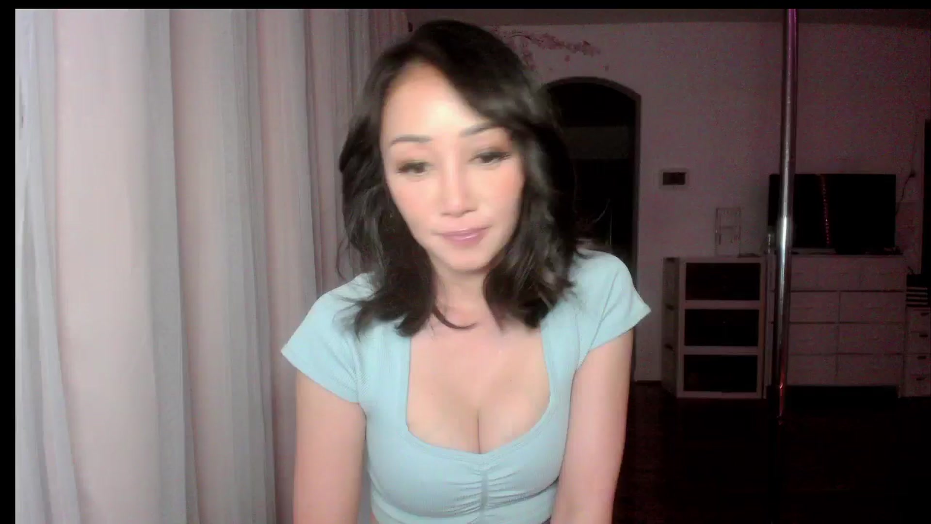 Gallery image thumbnail from sugarbb_'s myfreecams stream on, 05/11/2024, 09:05 image 3 of 20