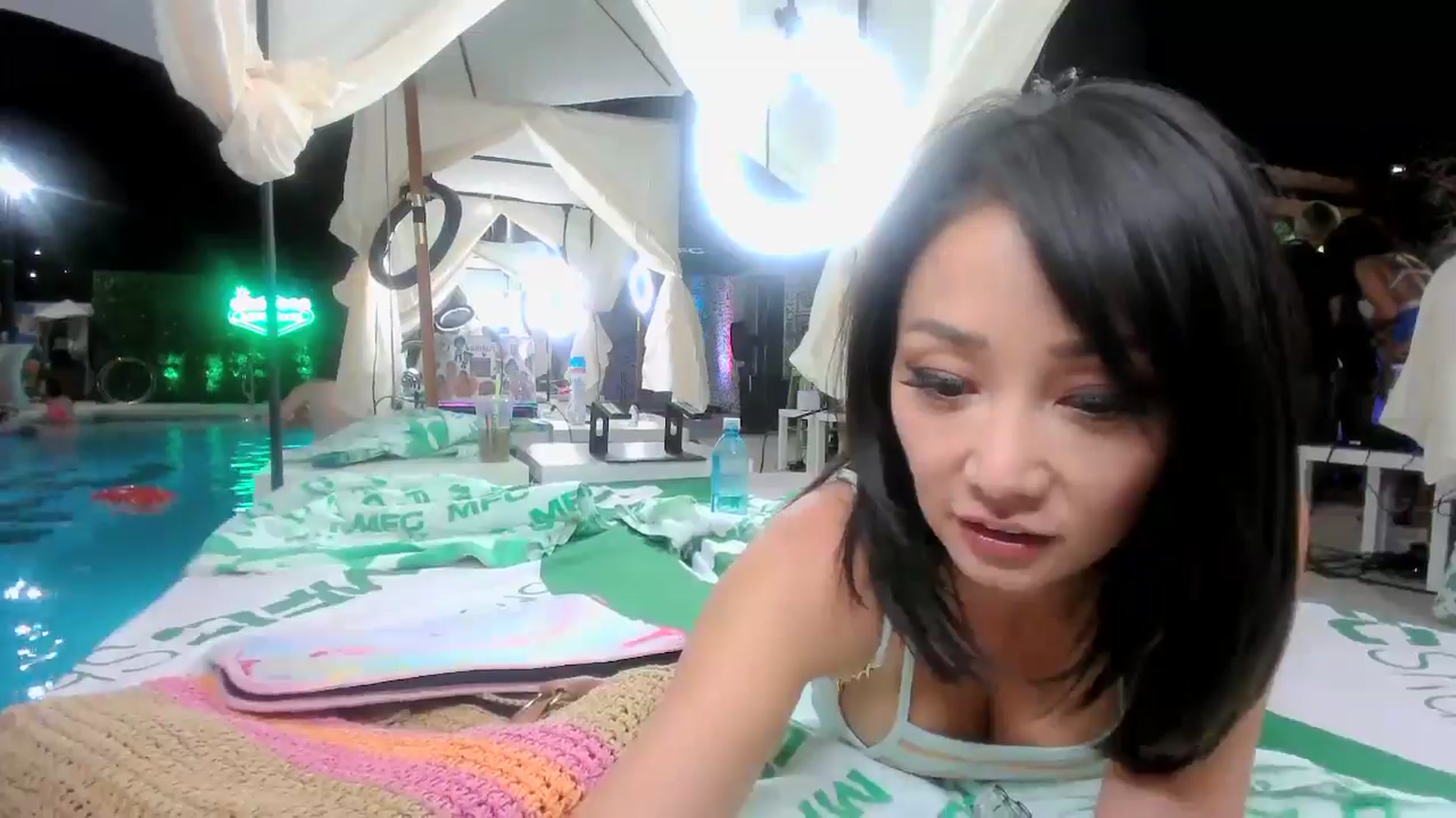 Gallery image thumbnail from sugarbb_'s myfreecams stream on, 05/23/2024, 05:11 image 7 of 20