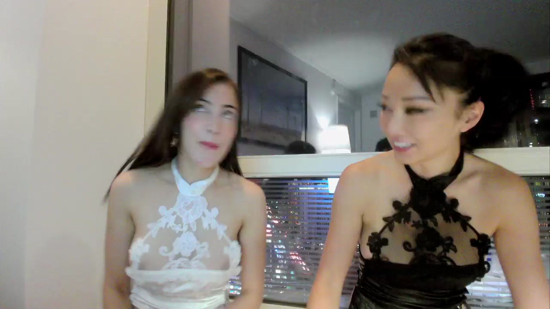 Gallery image thumbnail from sugarbb_'s myfreecams stream on, 05/24/2024, 07:15 image 13 of 20