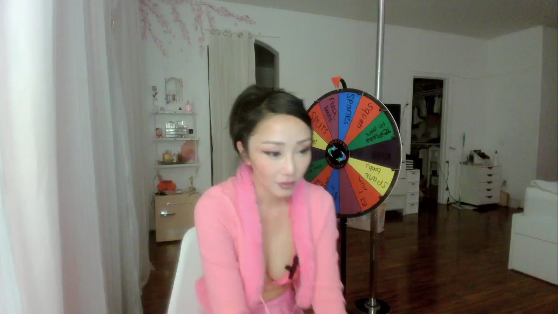 Gallery image thumbnail from sugarbb_'s myfreecams stream on, 05/29/2024, 12:12 image 1 of 20