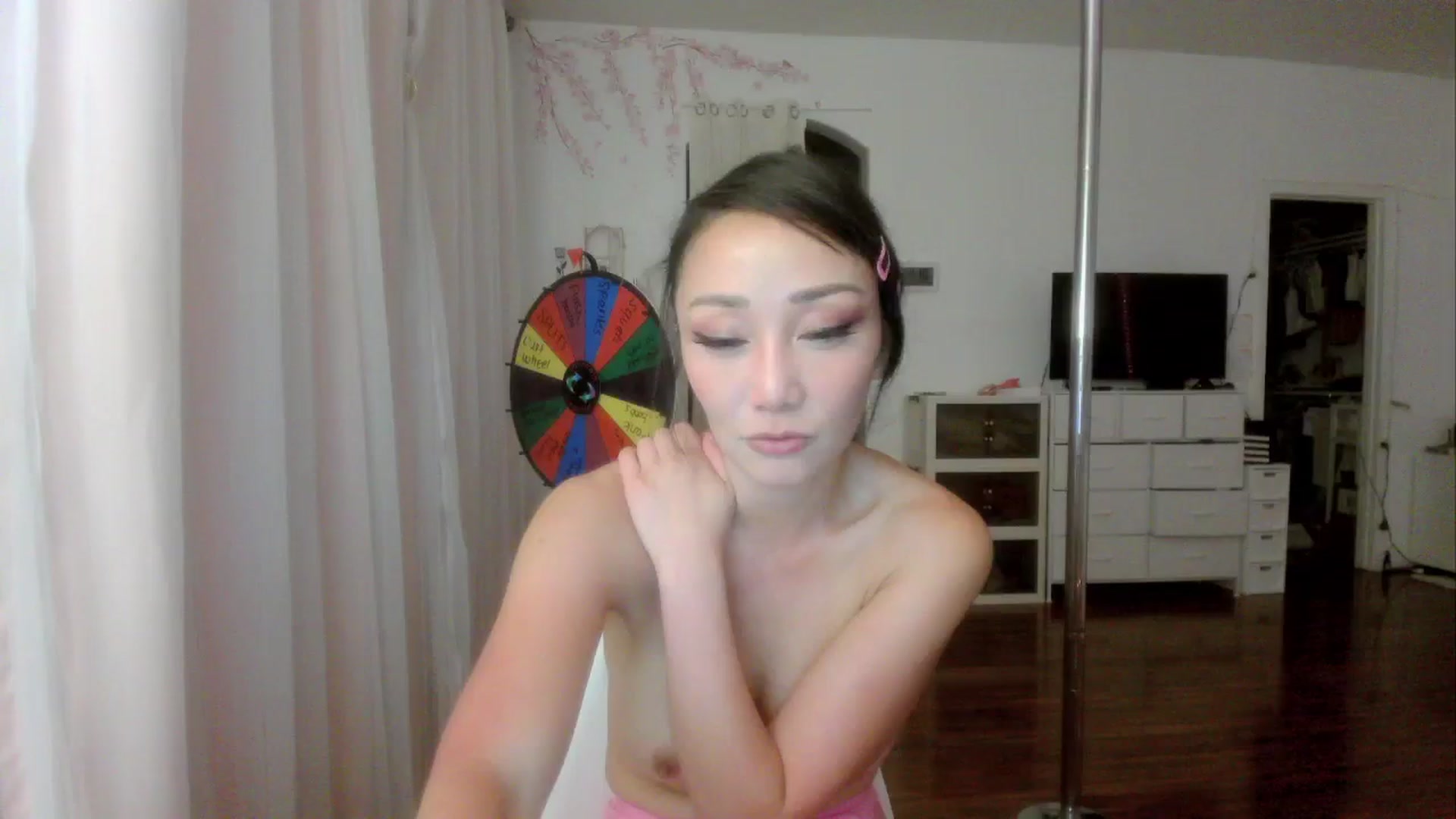 Gallery image thumbnail from sugarbb_'s myfreecams stream on, 05/29/2024, 12:12 image 12 of 20
