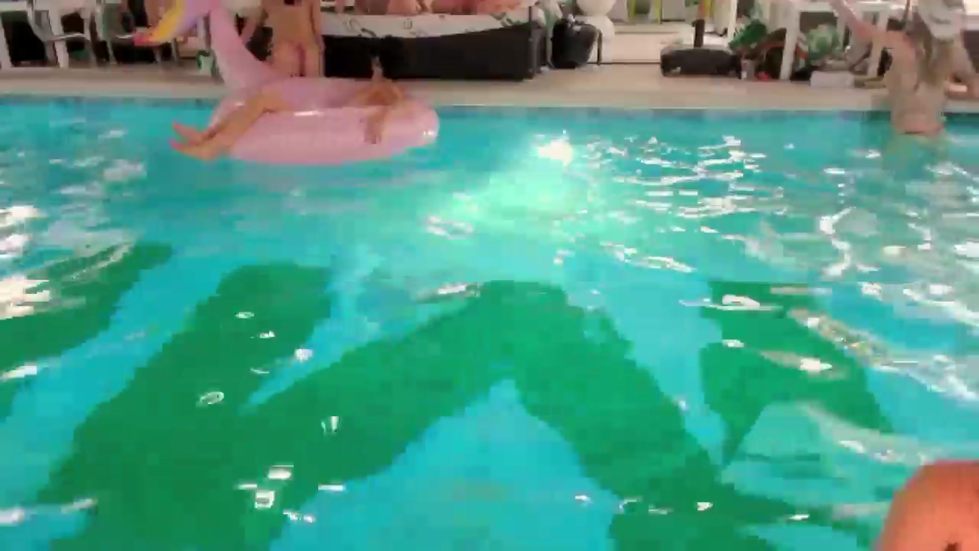 Gallery image thumbnail from sugarbb_'s myfreecams stream on, 09/25/2024, 05:06 image 2 of 20