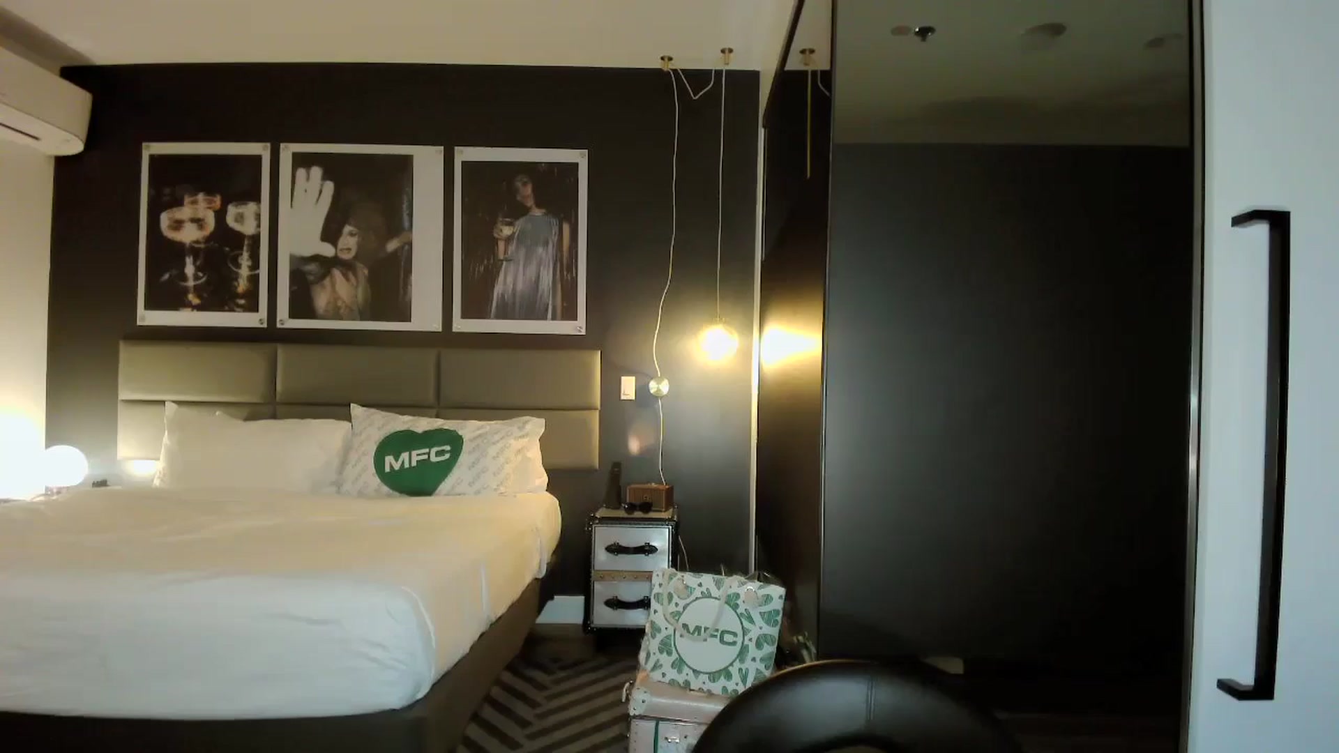 Gallery image thumbnail from sugarbb_'s myfreecams stream on, 09/26/2024, 09:34 image 13 of 20